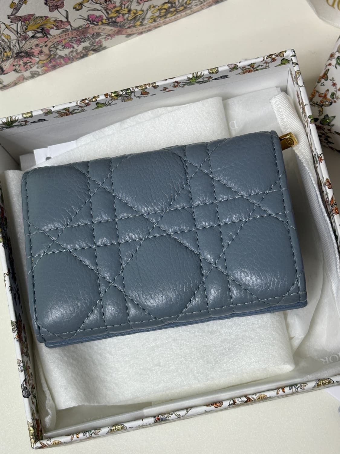 디올 카로 카드지갑 클라우드블루 (구성품O) 상품이미지5