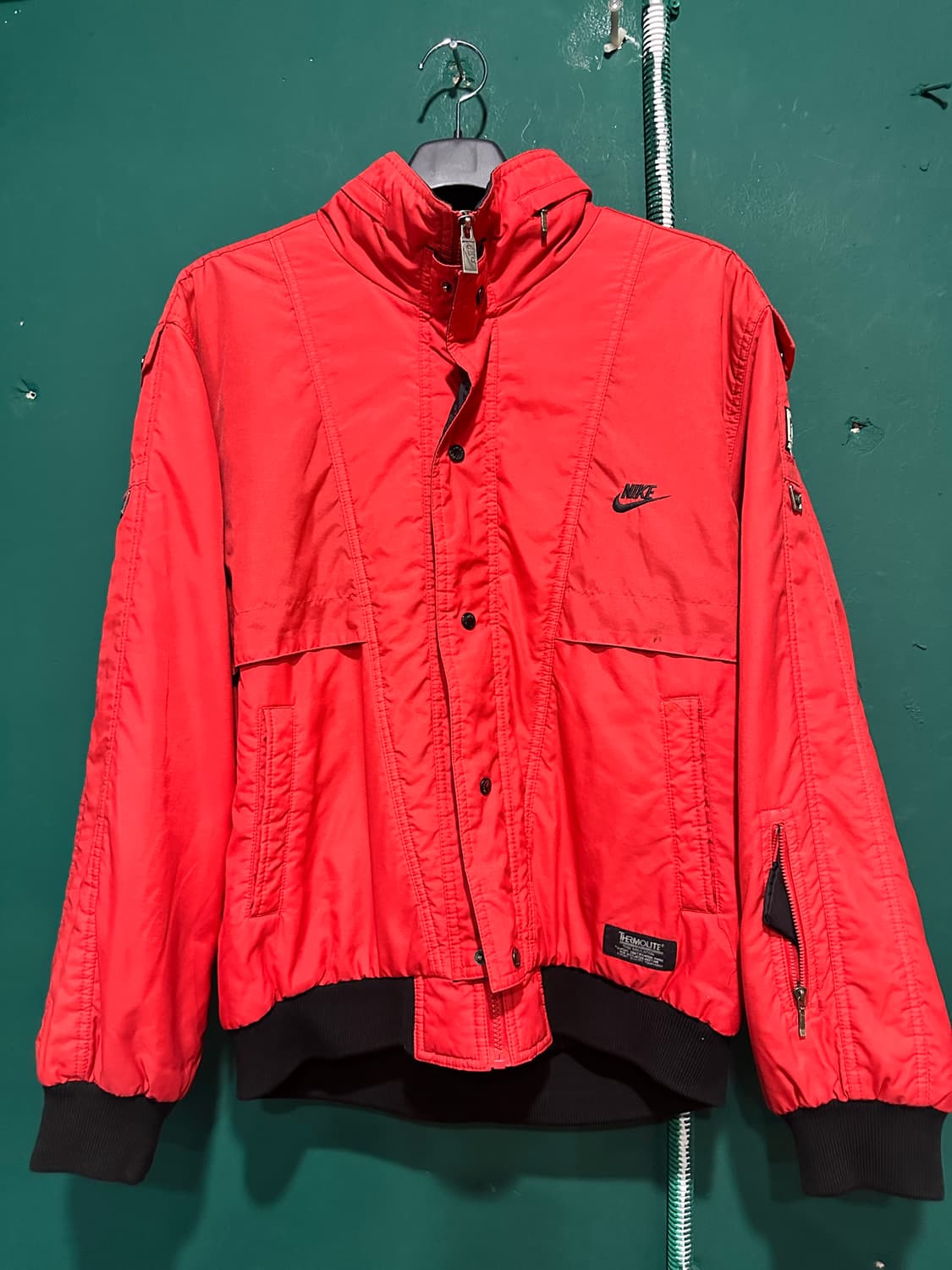 나이키 올드스쿨 봄버자켓 100 상품이미지1