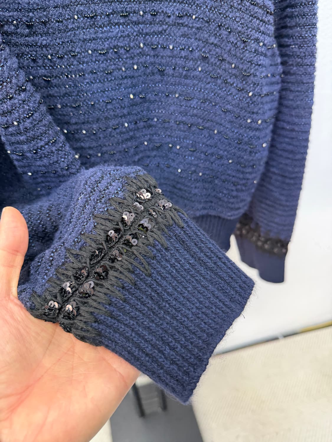 정품) LANVIN 랑방 한섬 22ss 스팽글 니트 스웨터 88 상품이미지4