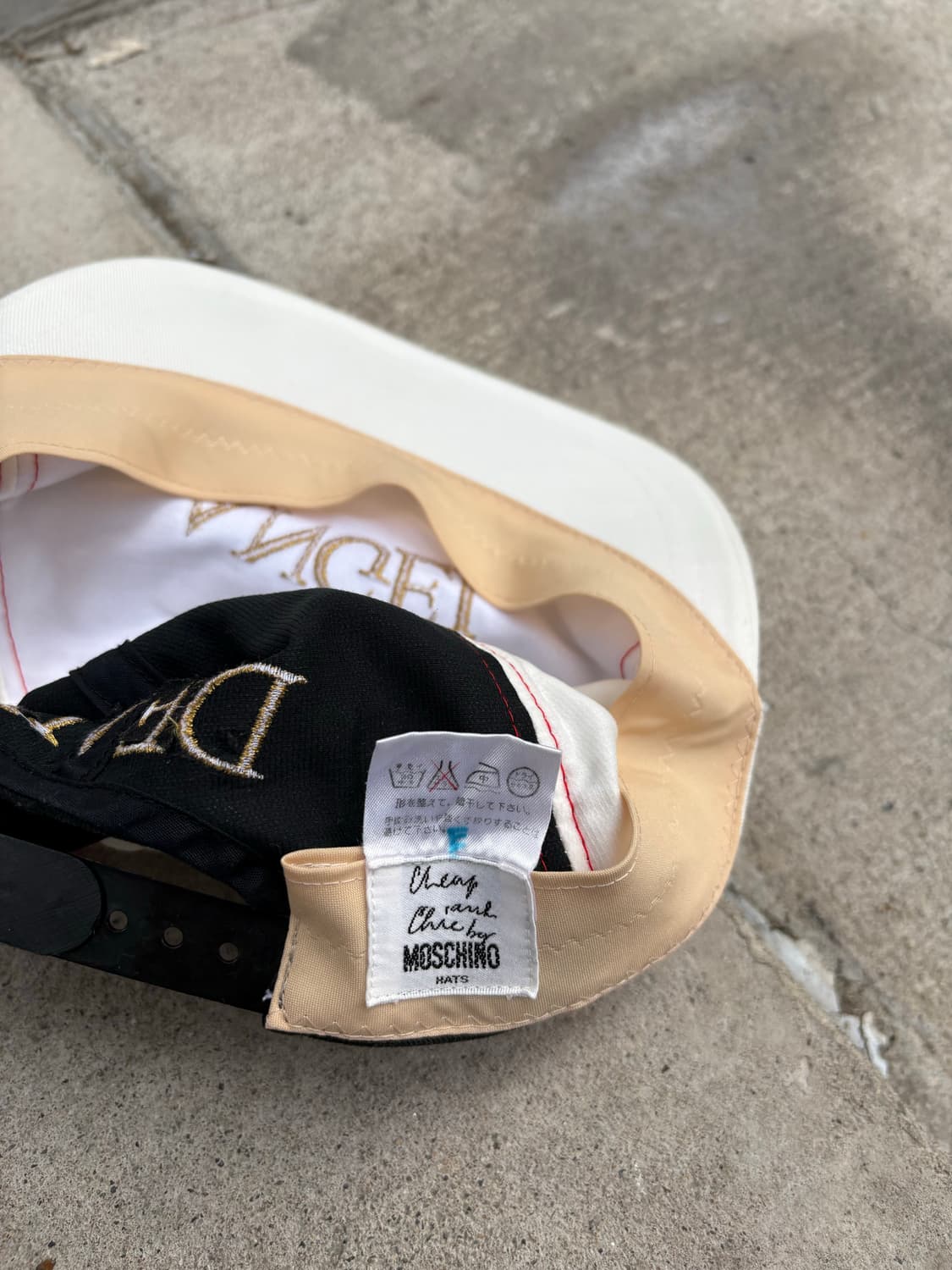 모스키노 MOSCHINO ANGEL OR DEVIL 캡 상품이미지7