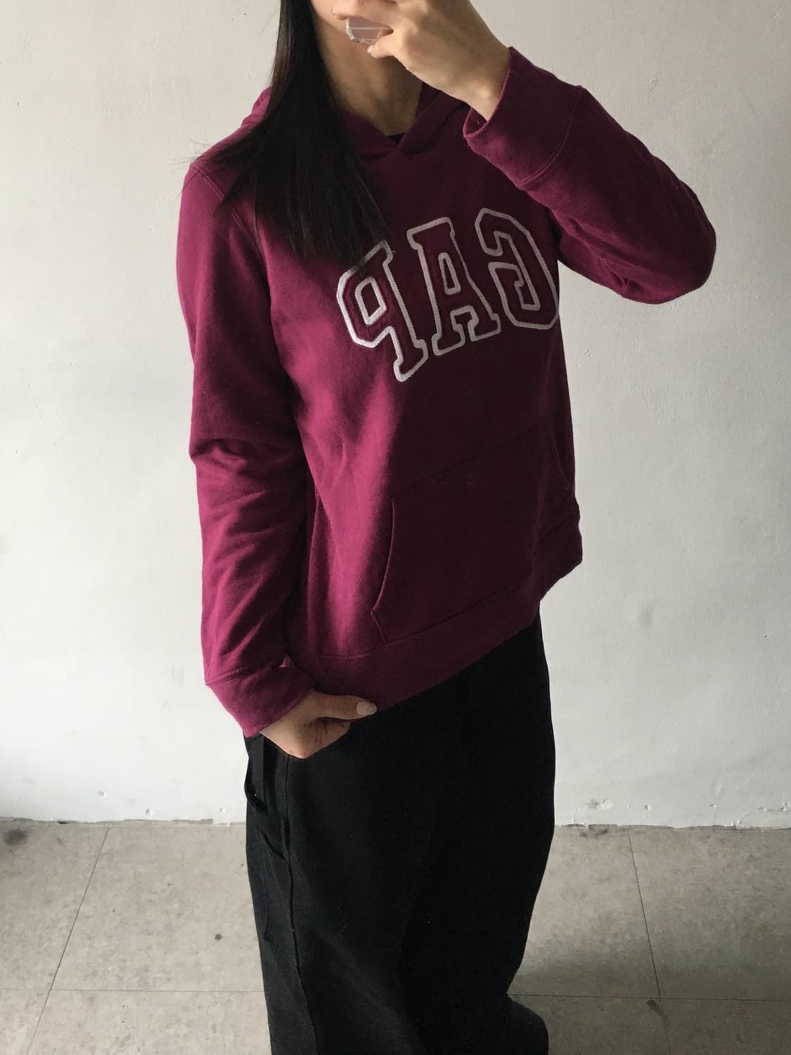 갭 스펠 버건디 후드티 상품이미지2