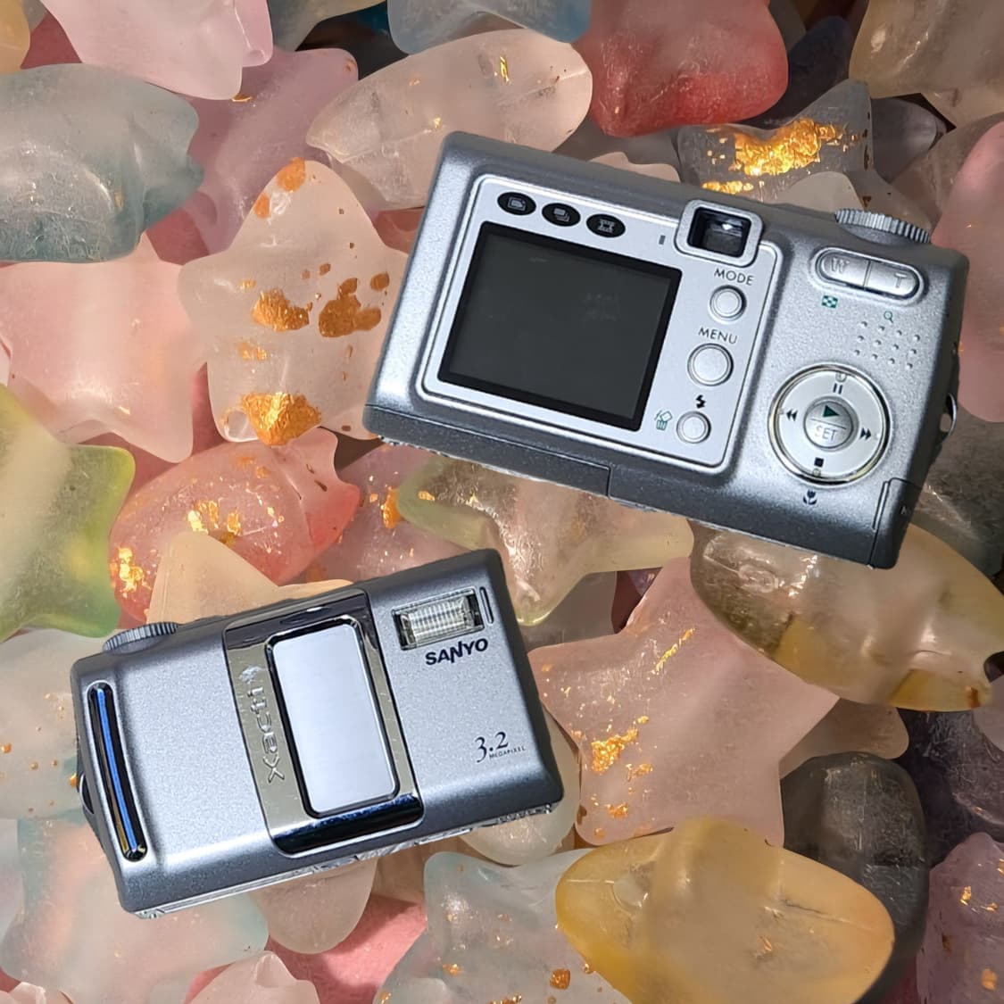 산요작티 j2 빈티지 디카 캠코더 디지털카메라 판매합니다 상품이미지1