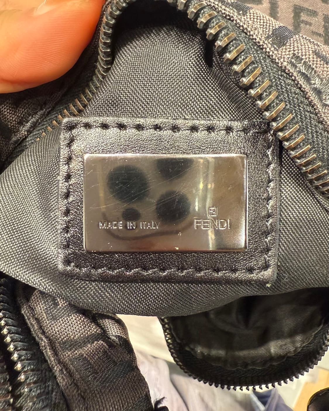 펜디 브라운 주카 오이스터 숄더백 상품이미지7