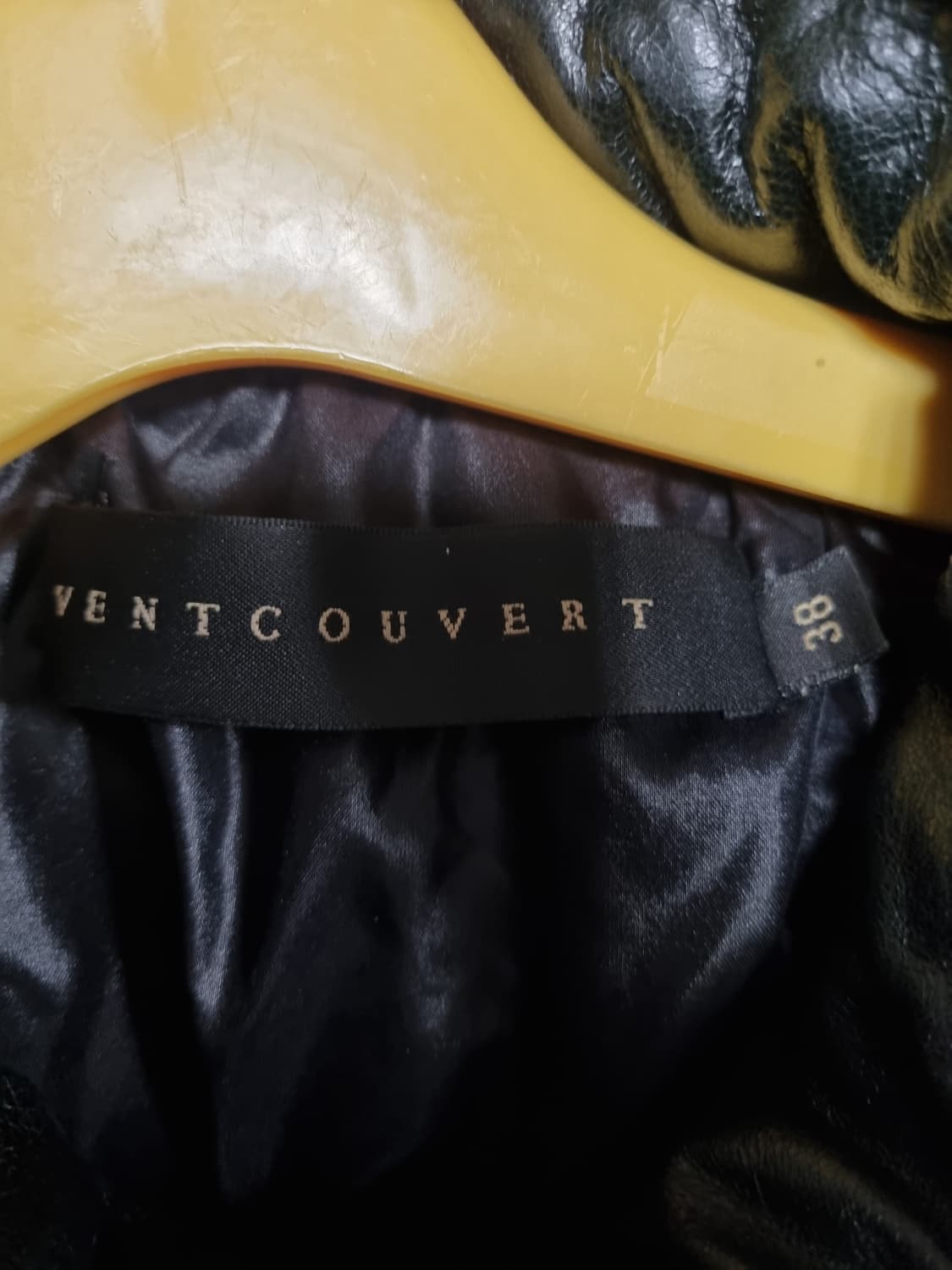 VENTCOUVERT 여성 양가죽 패딩자켓  상품이미지3