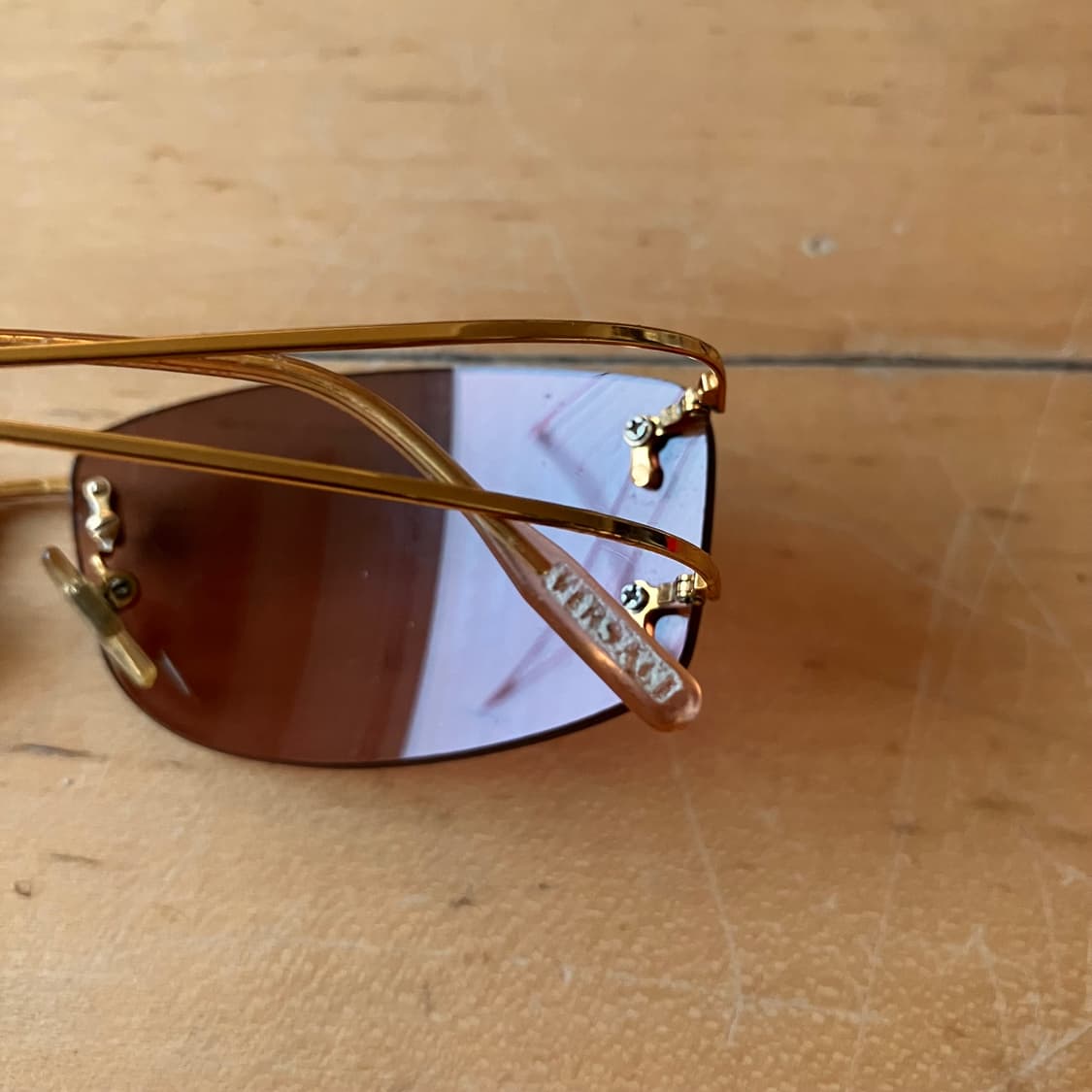 Gianni versace 베르사체 메두사 골드 무테 림리스 선글라스 상품이미지8