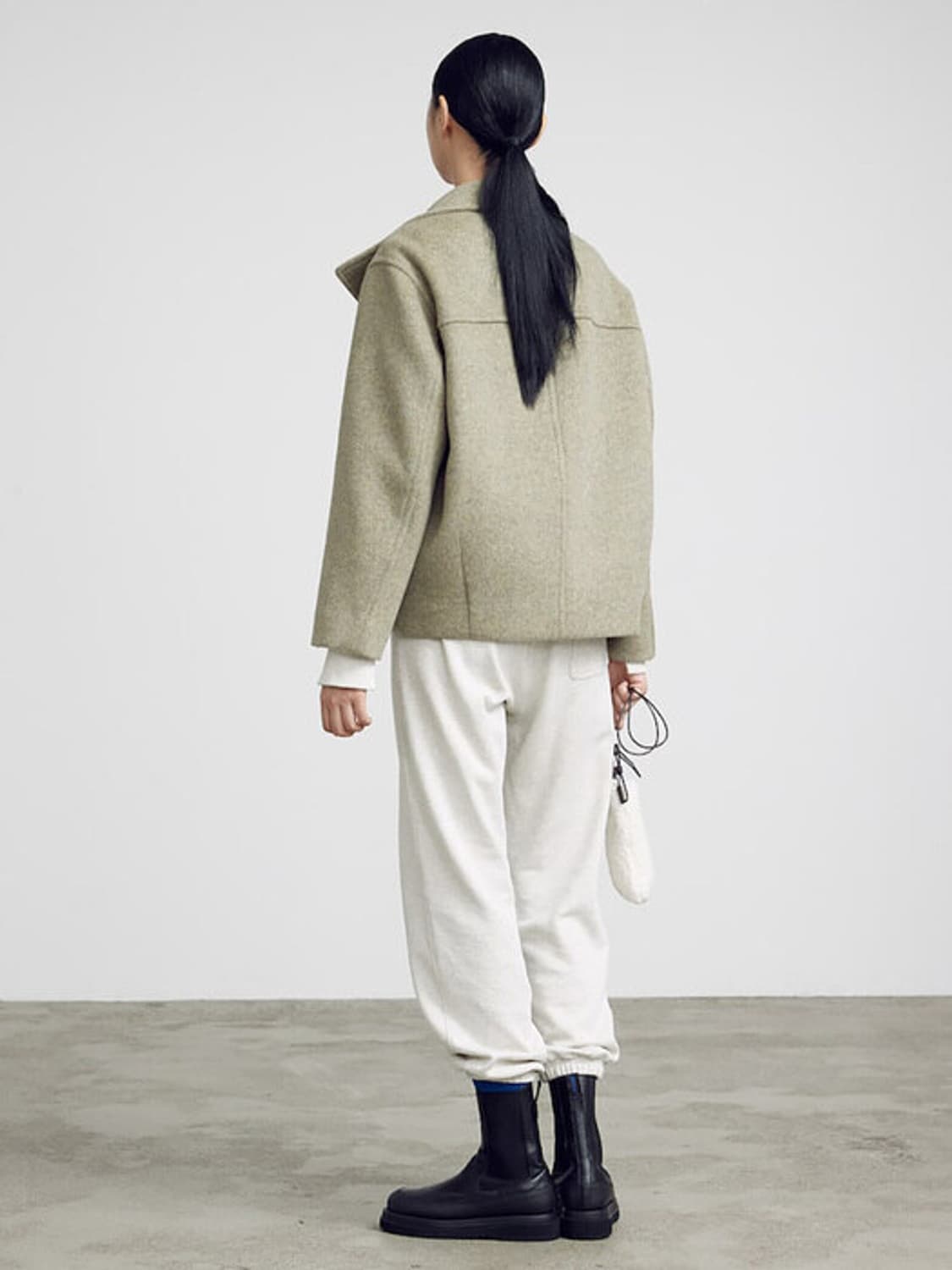 구호플러스 시그니처 코쿤 숏코트 상품이미지3