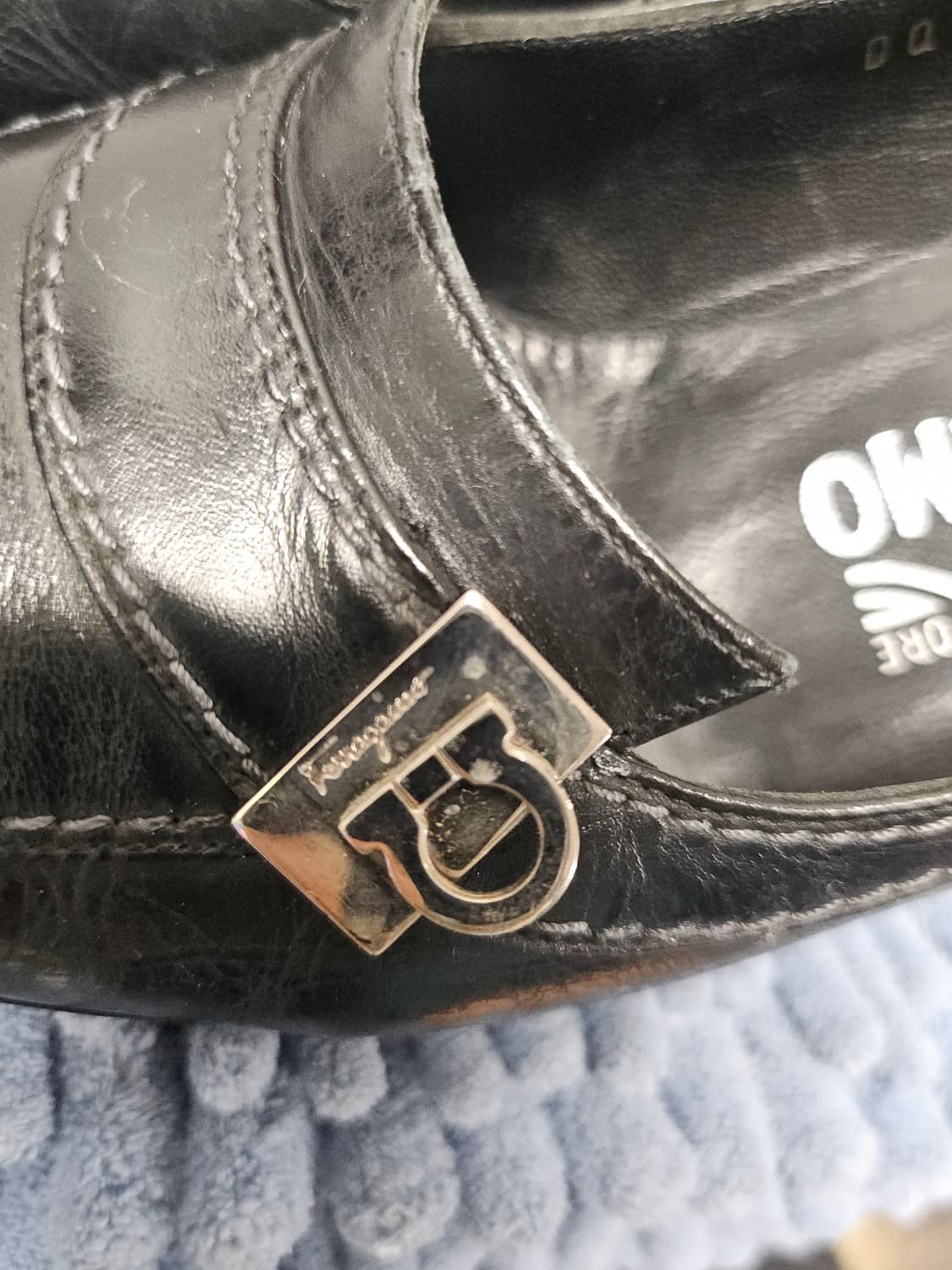 페라가모 블랙 로퍼 펌프스  5  굽7 상품이미지10