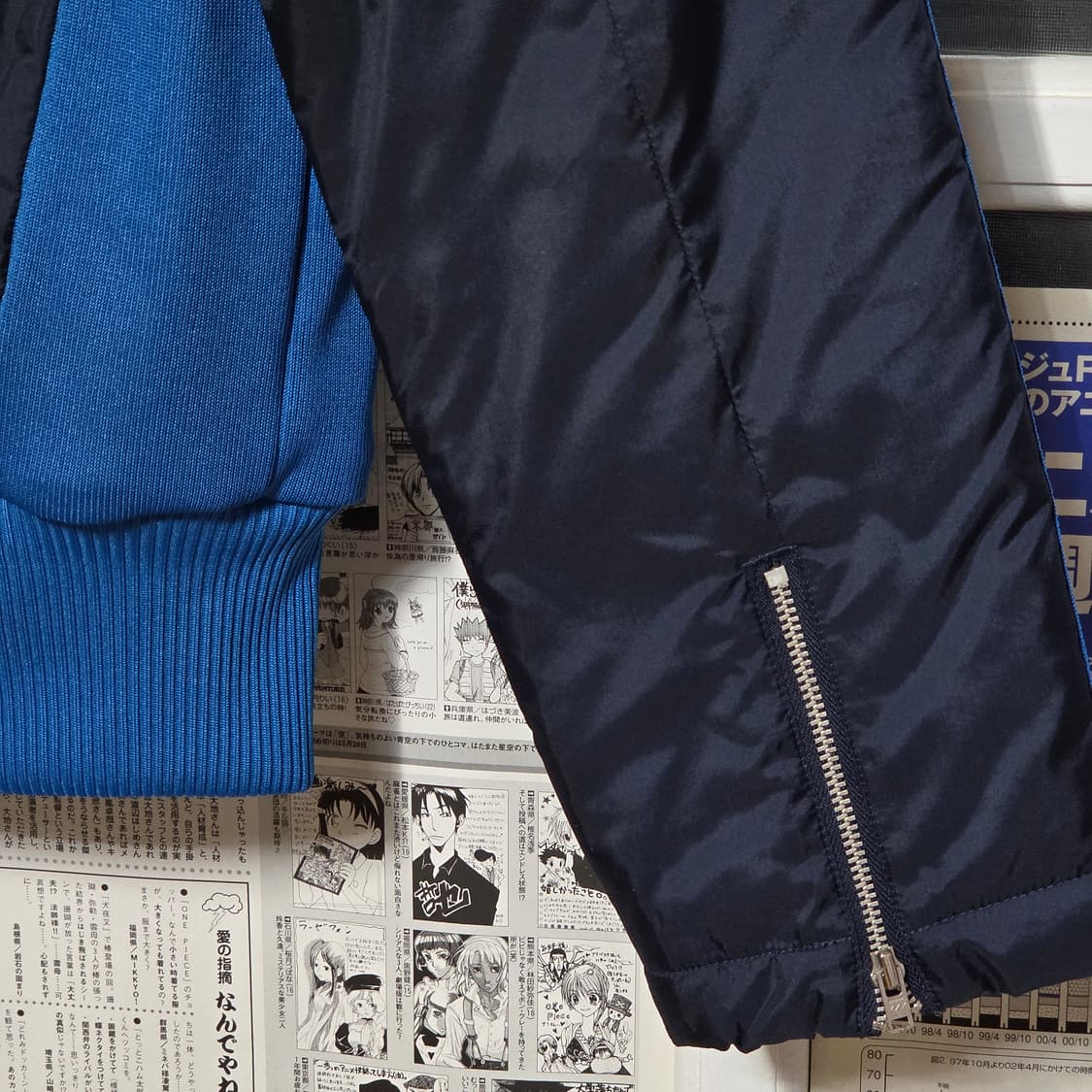 아디다스 블랙 엔 블루 레이싱 패디드 자켓 상품이미지8