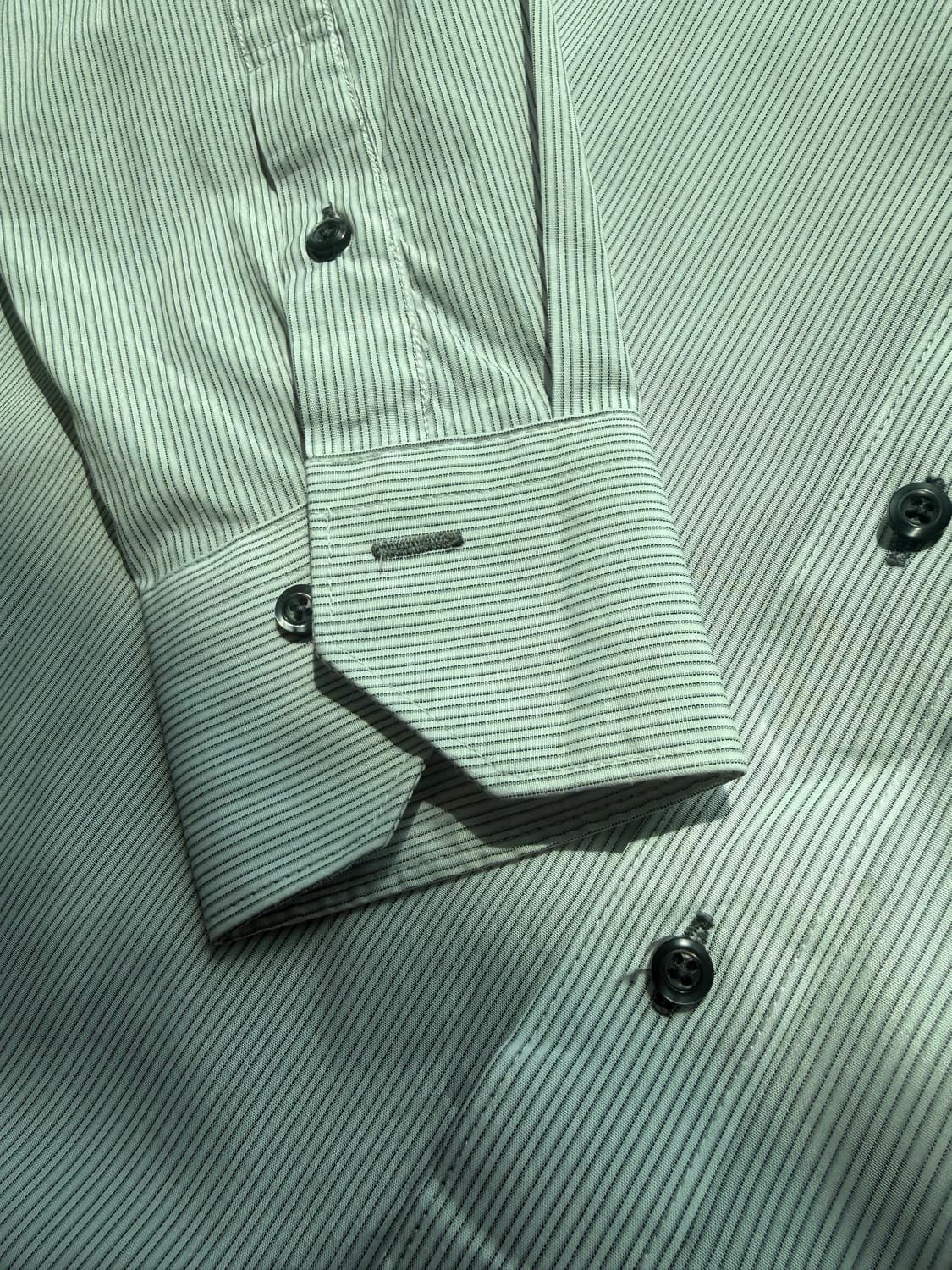 블랙버튼 스트라이프 셔츠 상품이미지3