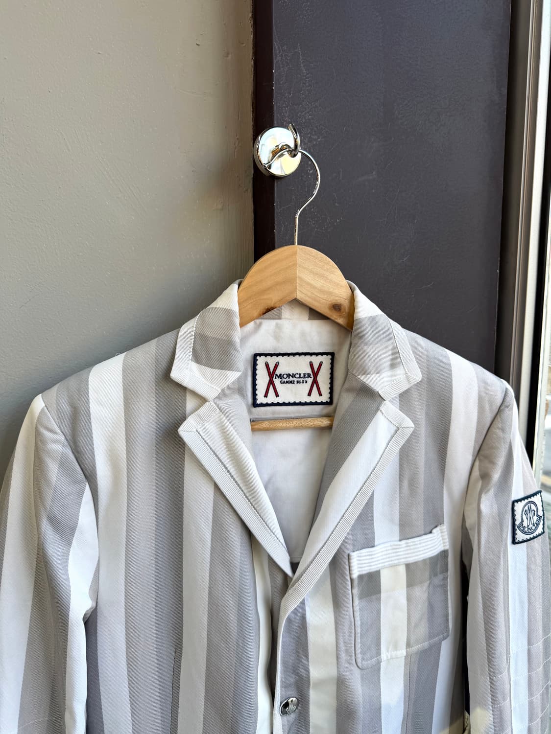 2/ 몽클레어X톰브라운 감마블루 은장 블레이저 자켓 상품이미지3