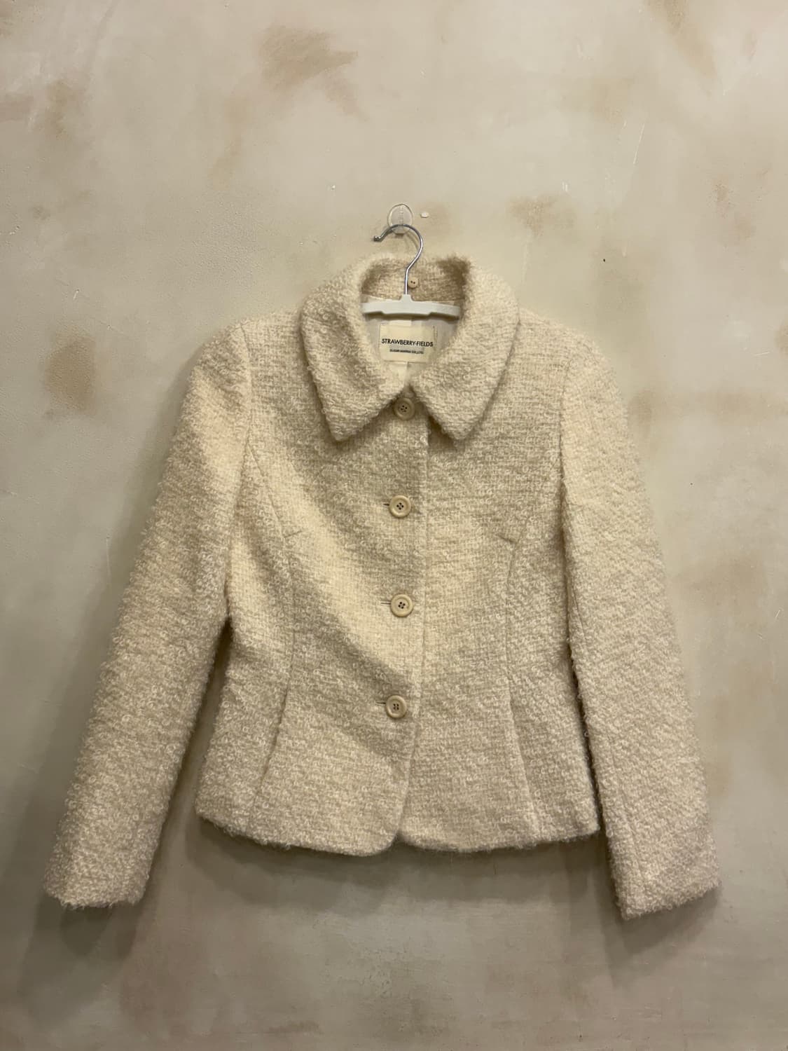 일본빈티지 STRAWBERRY-FIELDS 아이보리 부클 자켓 상품이미지1