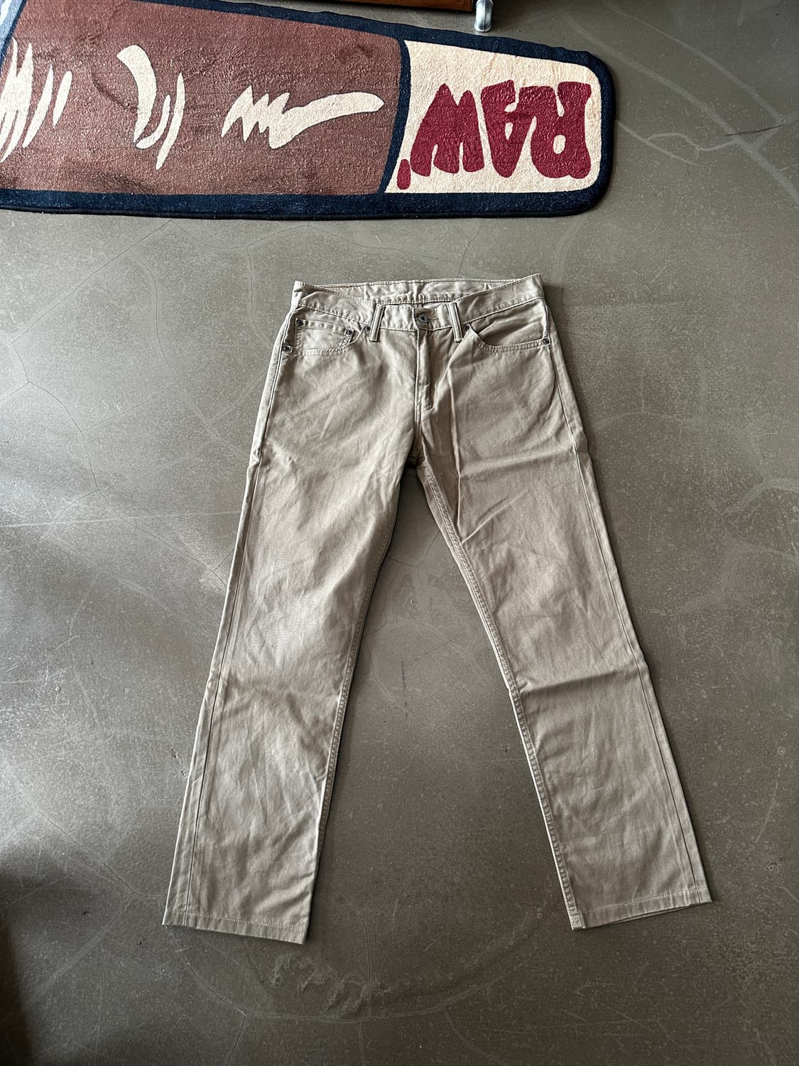 Levi’s 511 Slim Fit Beige Pants 상품이미지3