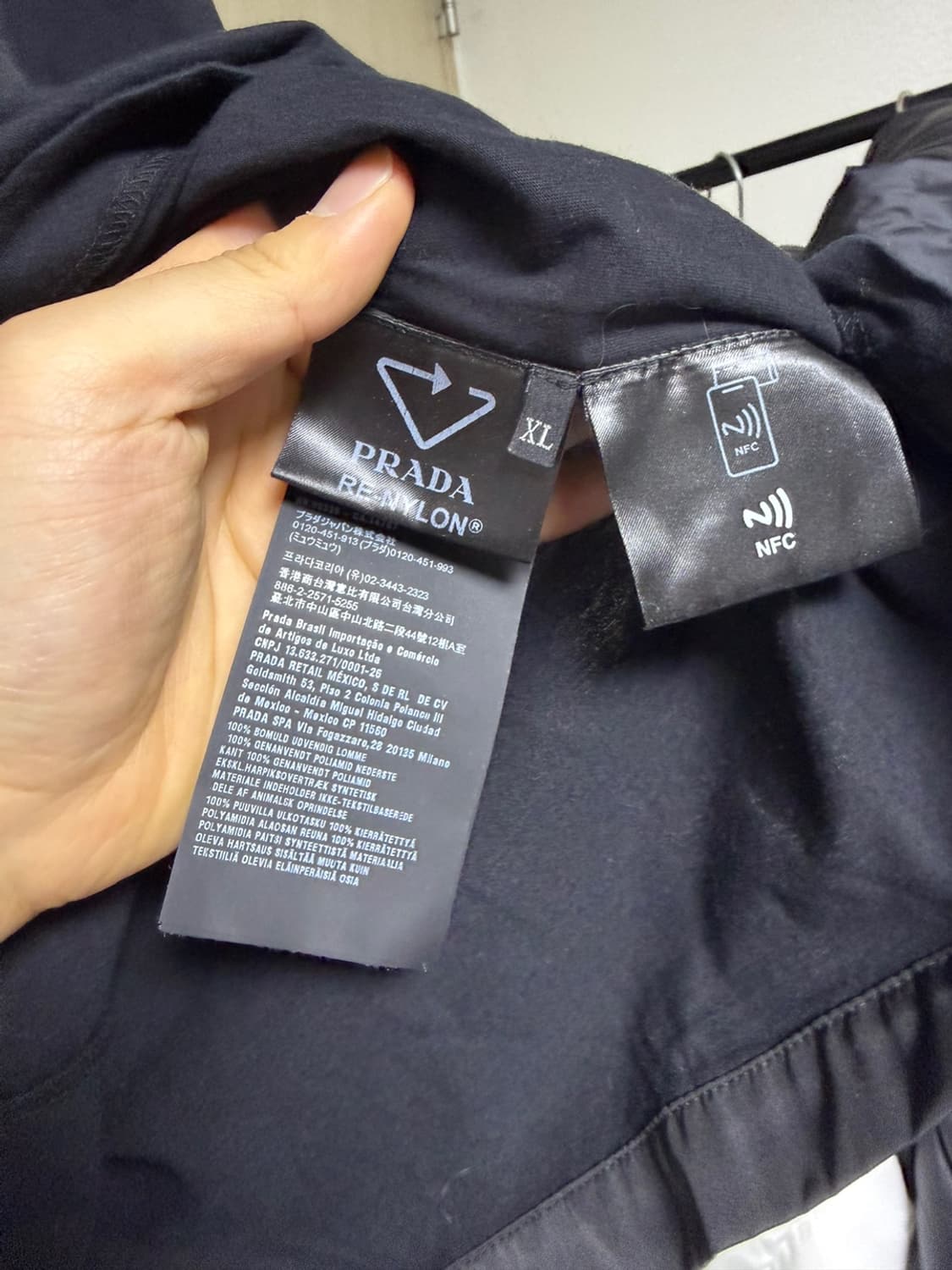 [XL] 프라다 리나일론 포켓 반팔티셔츠 상품이미지4