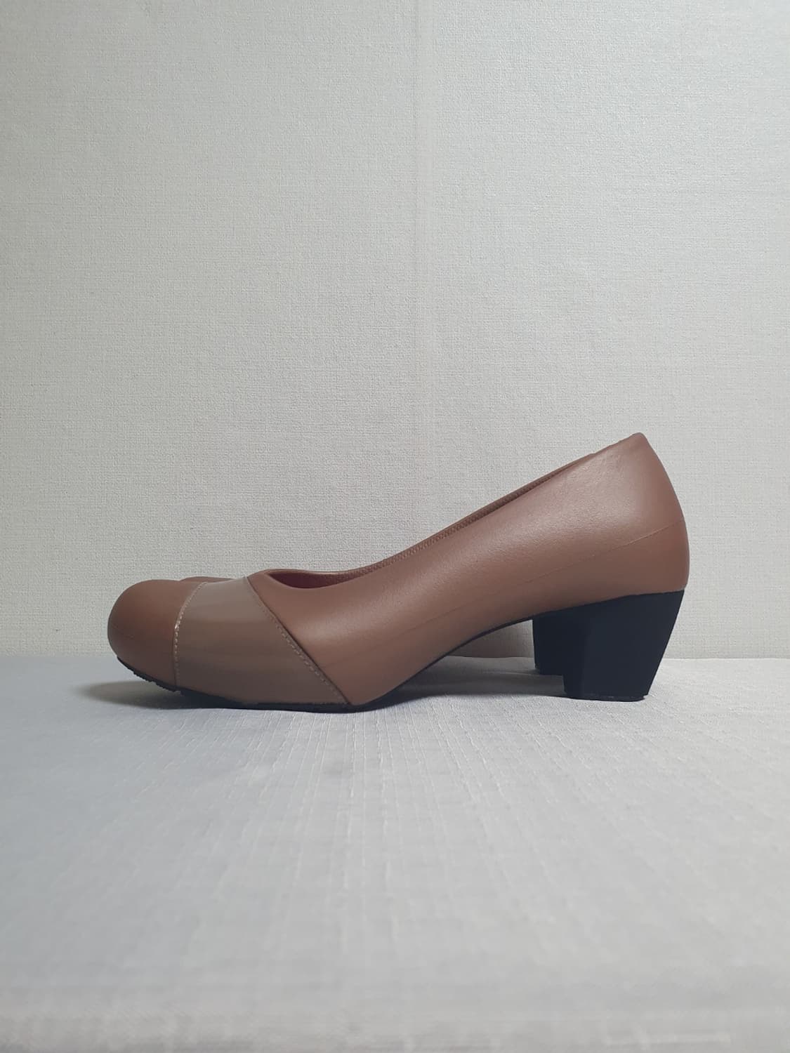크록스 지안나 힐 펌프스 브론즈 미들힐 캡토 250mm 상품이미지1