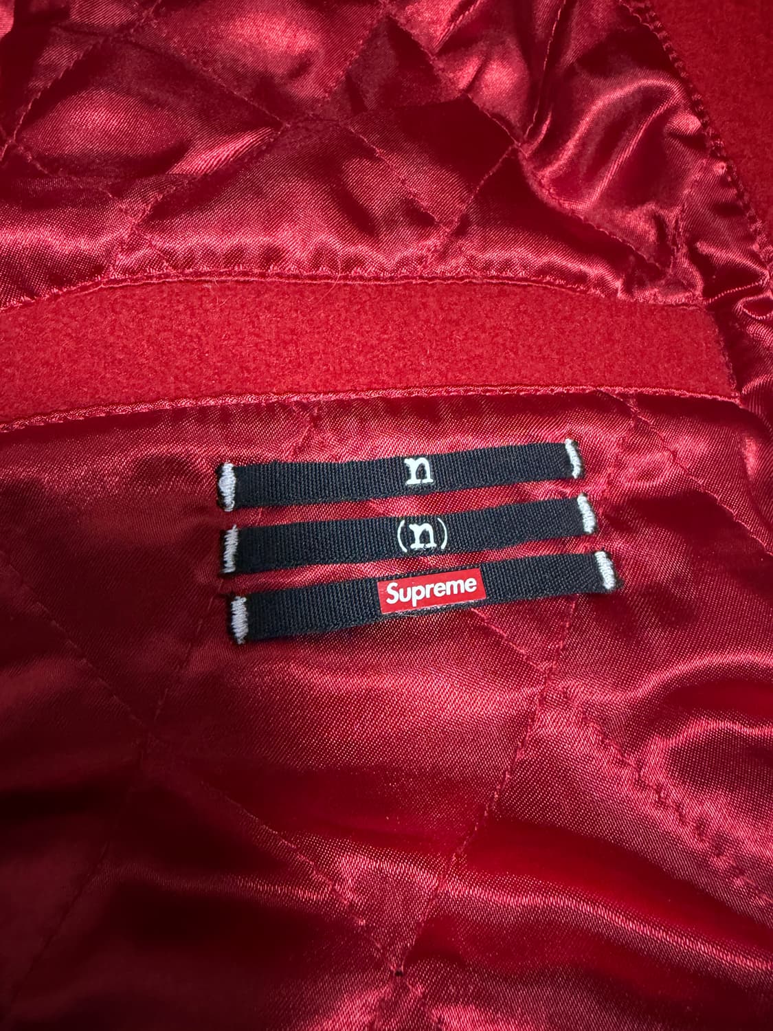 슈프림 x 넘버 나인 x 미키 마우스 바시티 자켓 레드 - 25FW 상품이미지3