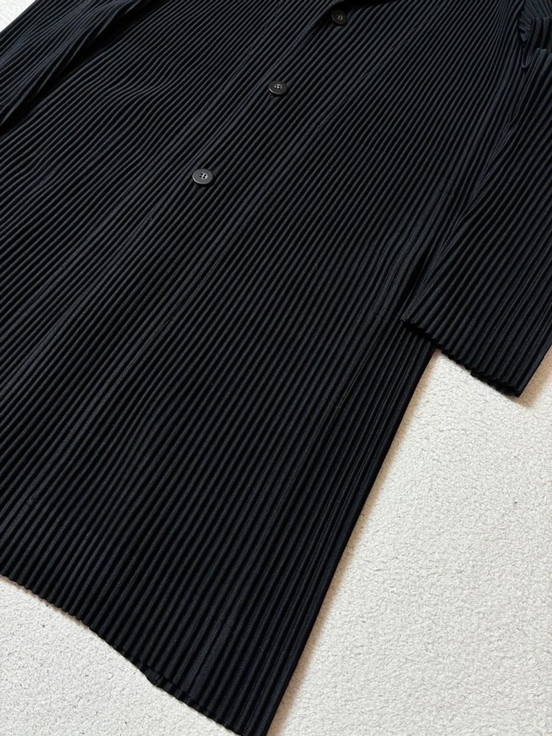 옴므플리세 이세이미야케 플리츠 롱 코트 PN8035 상품이미지3