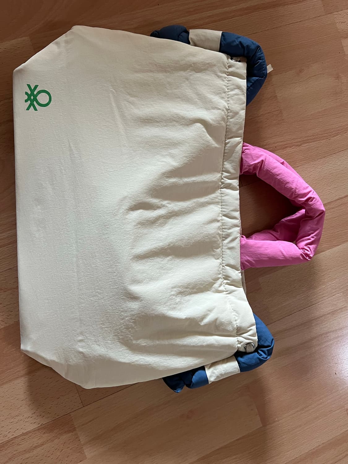 베네통 크로스 토트 패딩 가방 상품이미지1