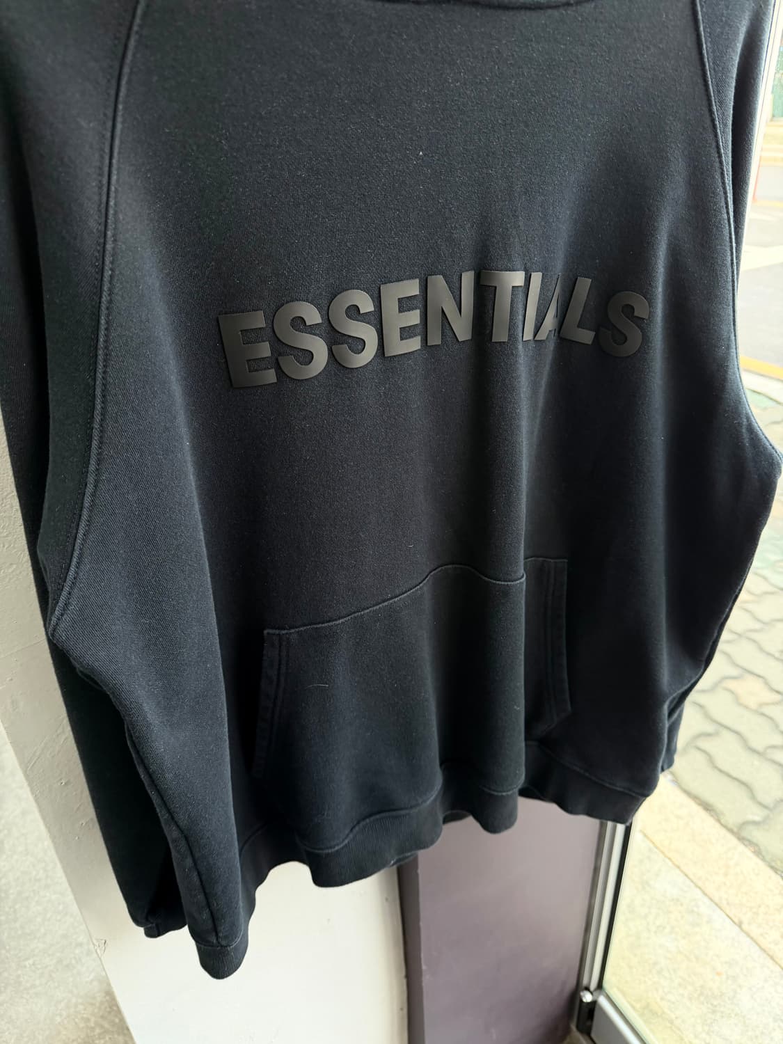 L/ 피어오브갓 에센셜 프론트로고 후드티 상품이미지4