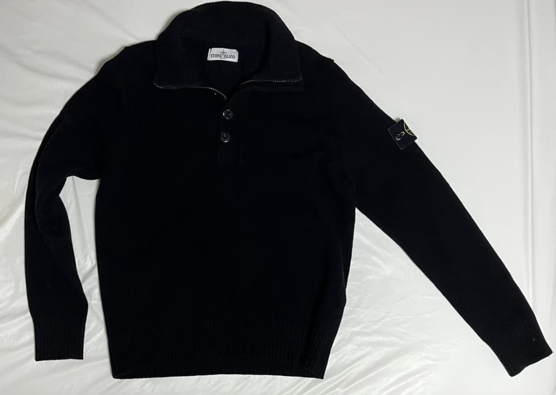 스톤아일랜드 버튼 하프 지퍼 스웨터 상품이미지2