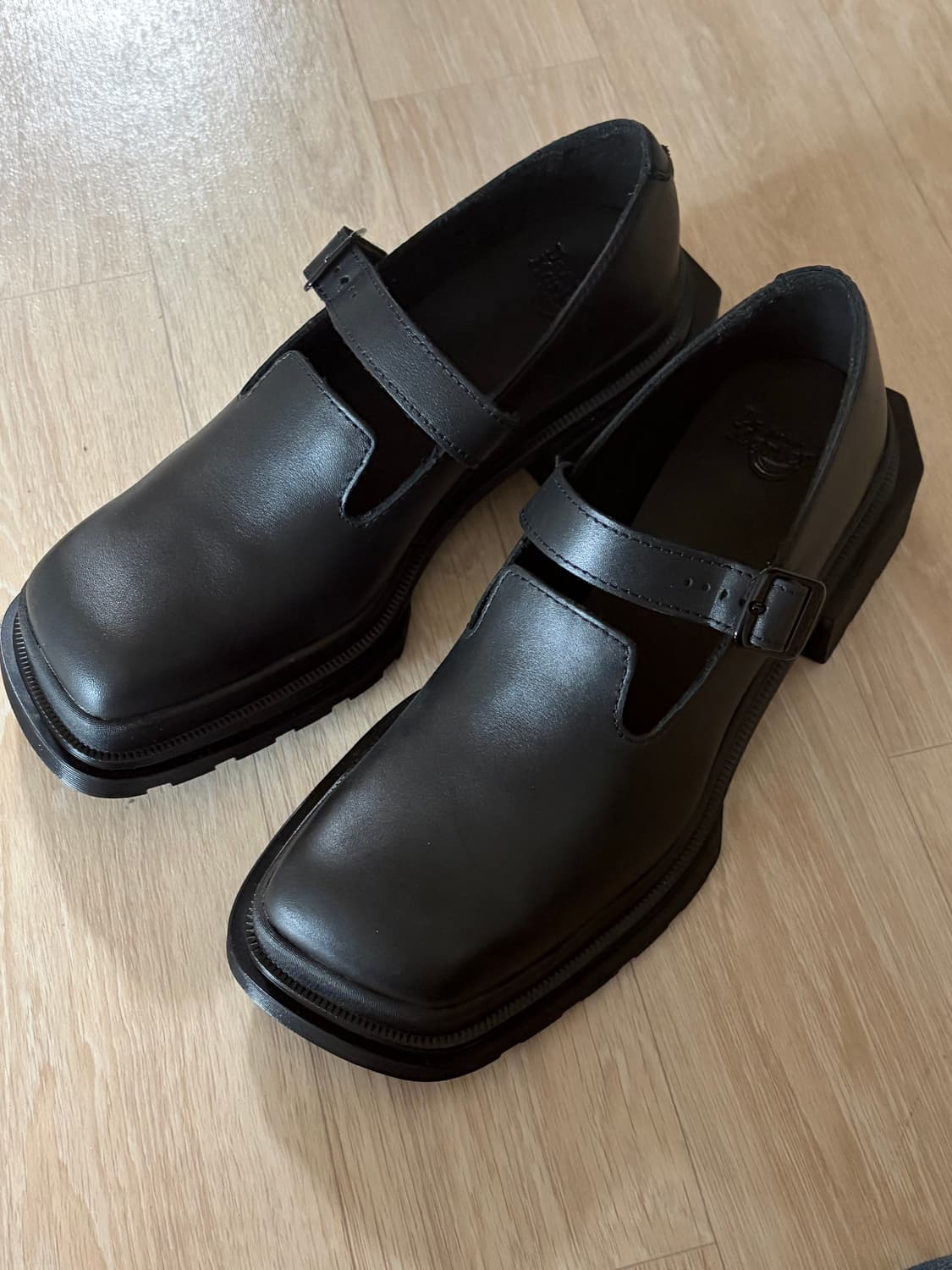 닥터마틴 메리제인 새상품 상품이미지1