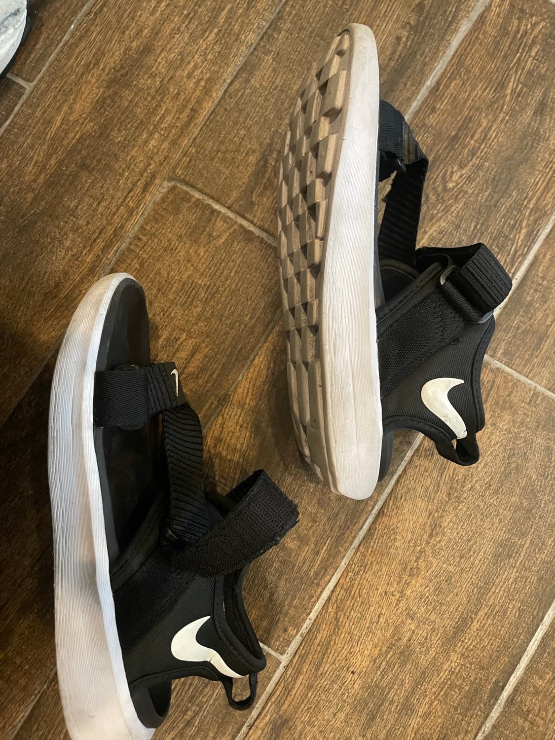 나이키 블랙 샌들 230 상품이미지4