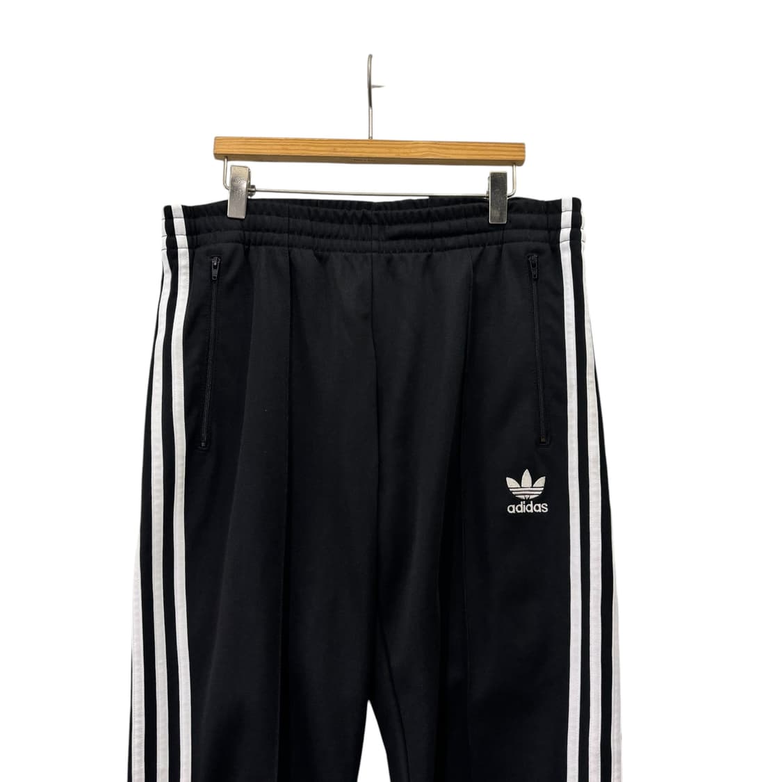 아디다스 블랙 유로파 트랙 팬츠 상품이미지2