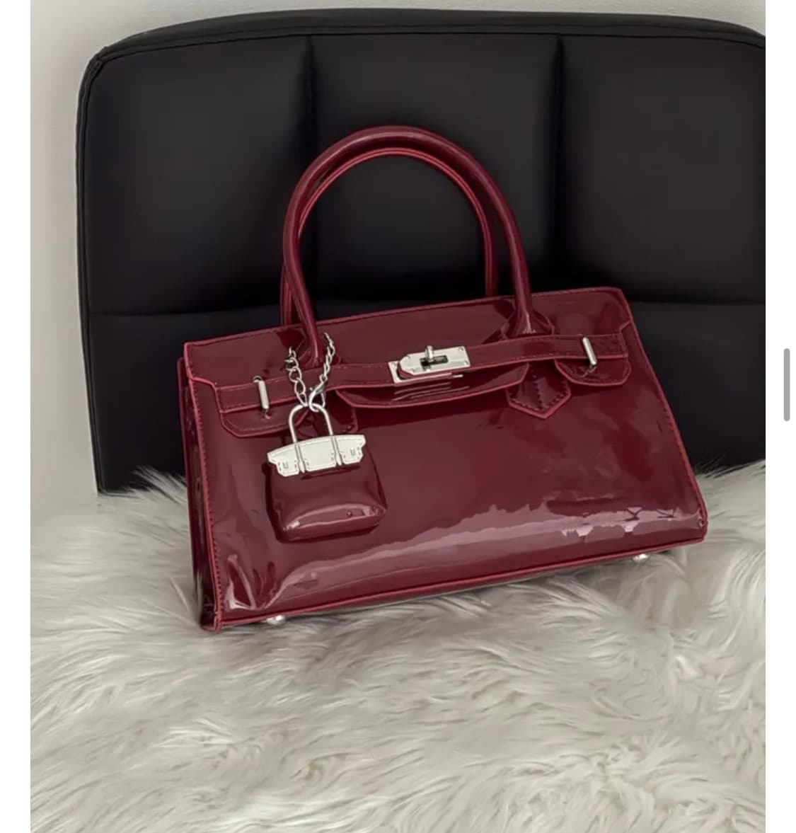 택포)새상품)스퀘어 에나멜 도트백 크로스백 상품이미지4