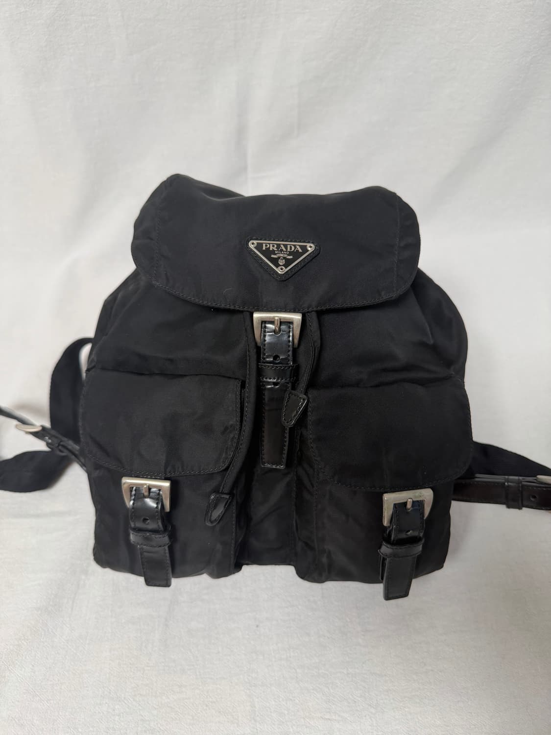 정품 프라다 포코노 나일론 투포켓 블랙 백팩 스몰 상품이미지5