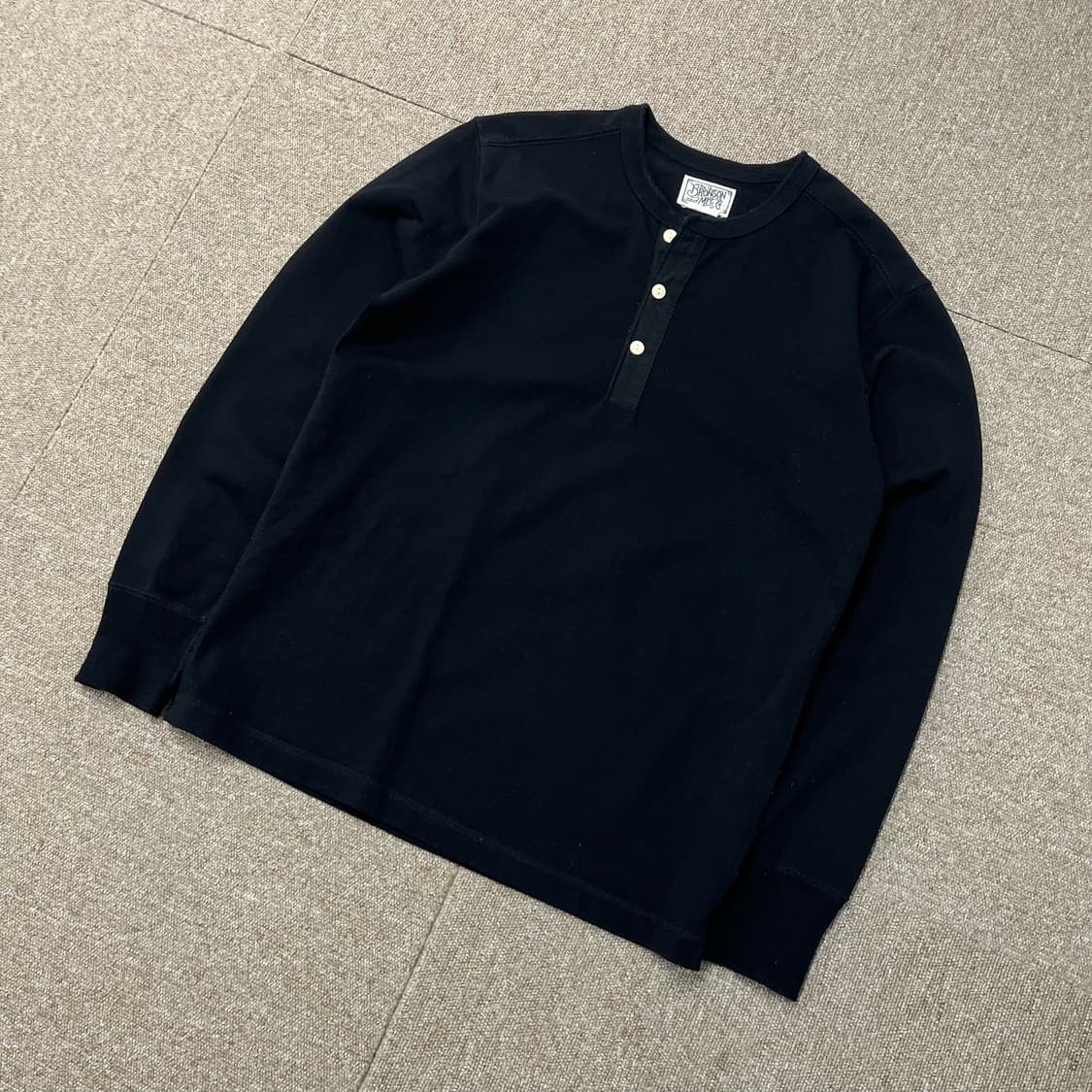 브론슨 헨리넥 긴팔 상품이미지1