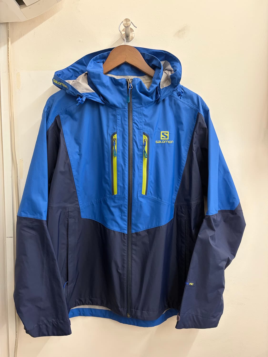 N194. 살로몬 바람막이 상품이미지1