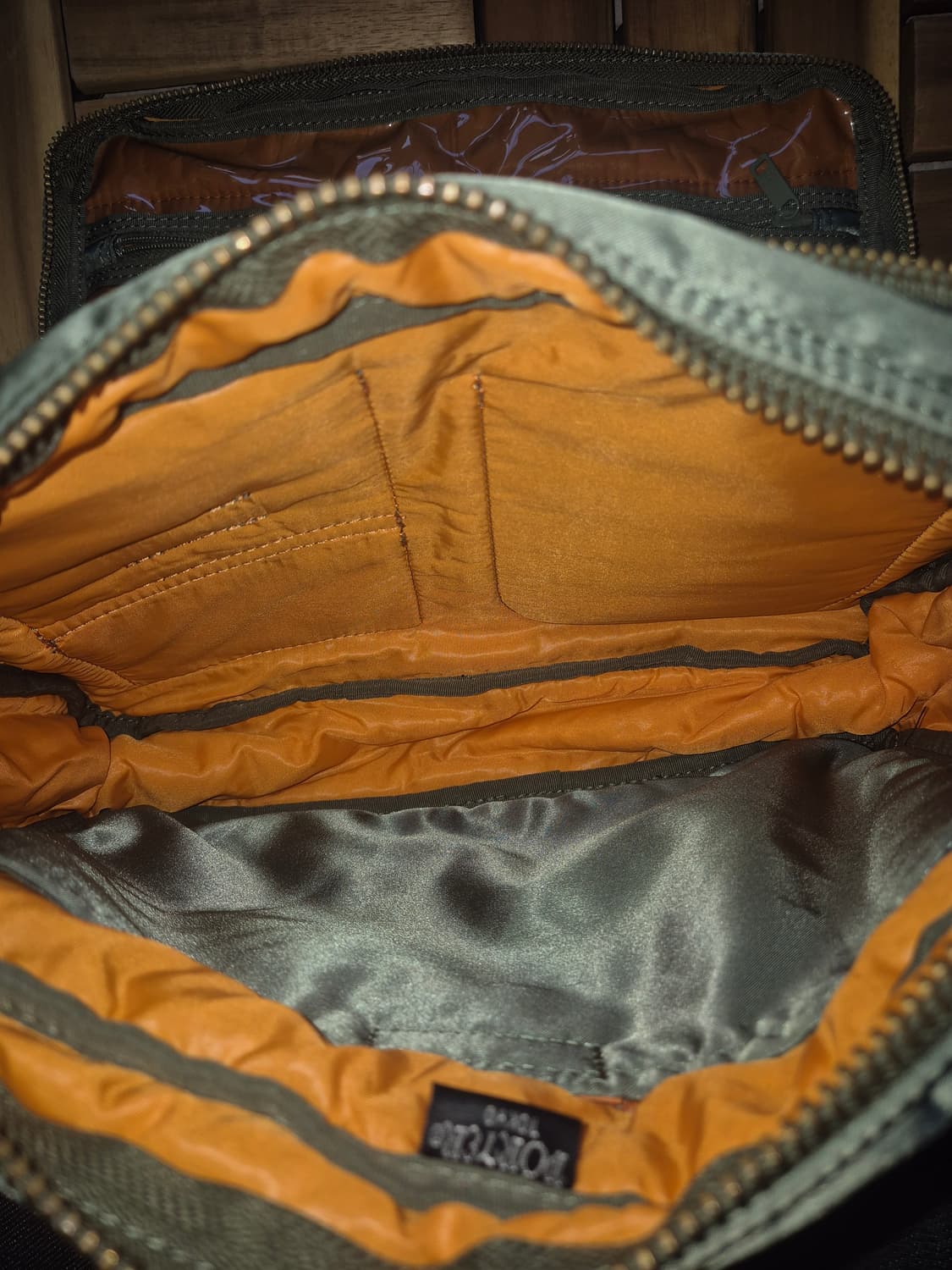 Porter 요시다 포터 탱커 슬링 숄더백 세이지 그린 상품이미지5