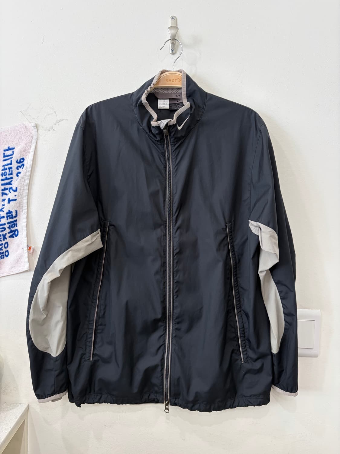 70. 나이키 바람막이 상품이미지1