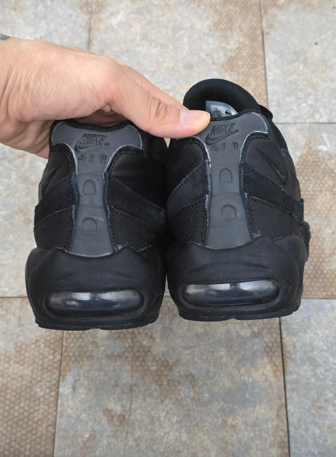 (280)나이키 에어맥스 95 트리플 블랙 상품이미지7