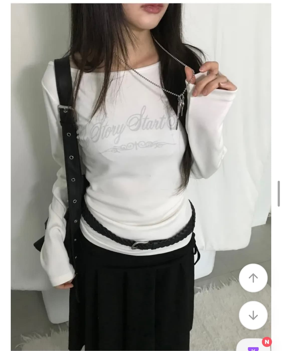 에이블리 레터링 입술넥 원숄더 긴팔 티셔츠 (새상품) 상품이미지1