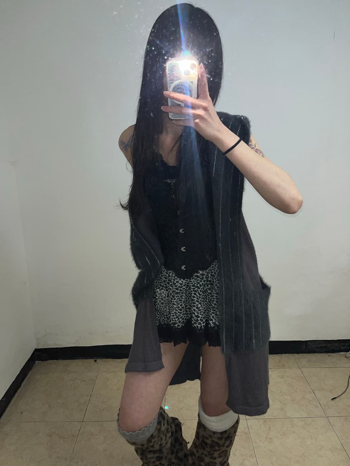 그레이 아일렛 후드 니트 베스트 상품이미지7