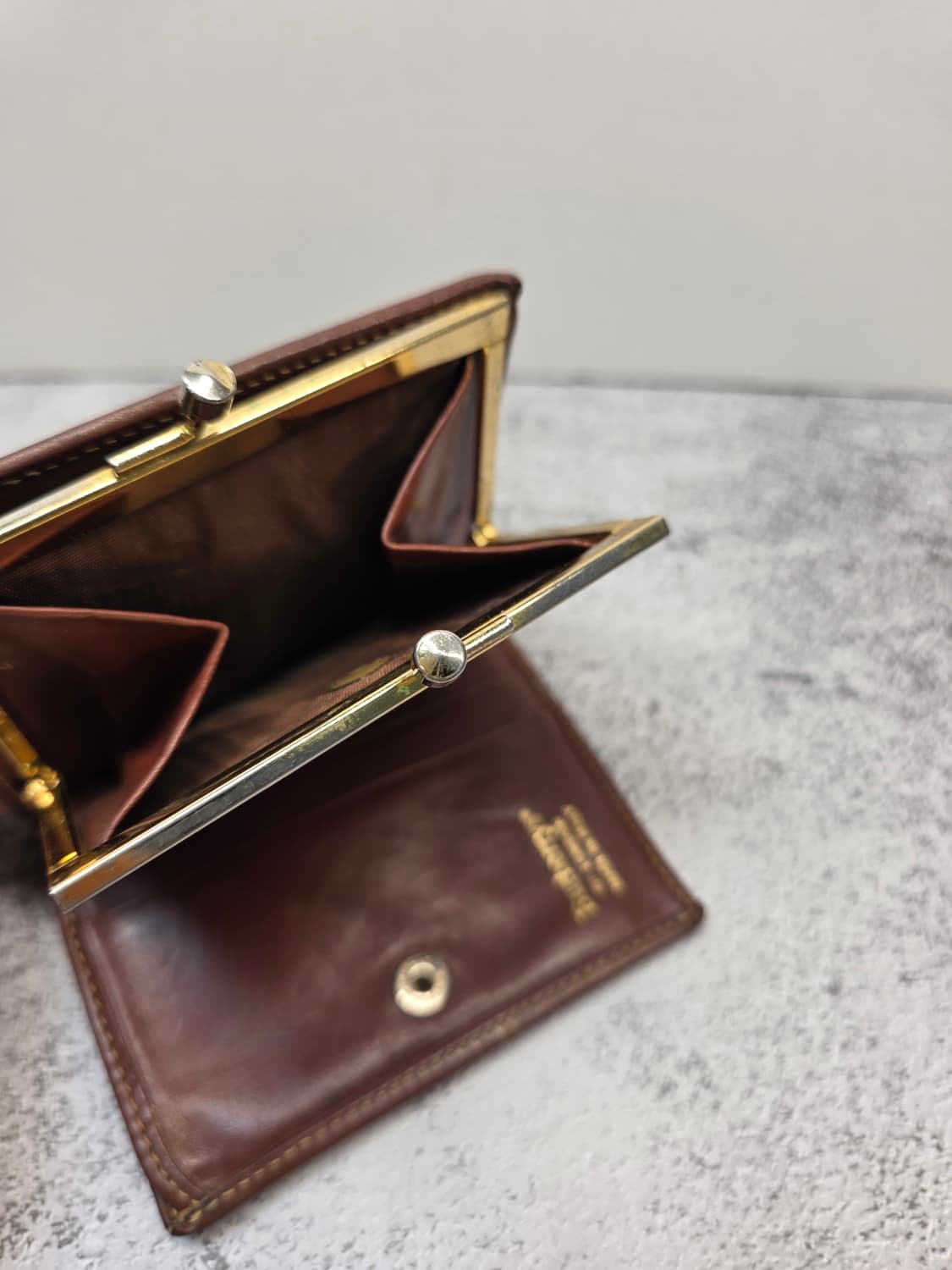 버버리 빈티지 노바체크 코팅 캔버스 키스락 컴팩트  지갑 상품이미지3