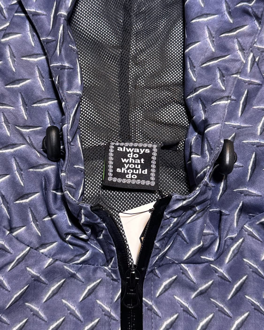 Always do what you should do 메탈 벤데믹 자켓 상품이미지4