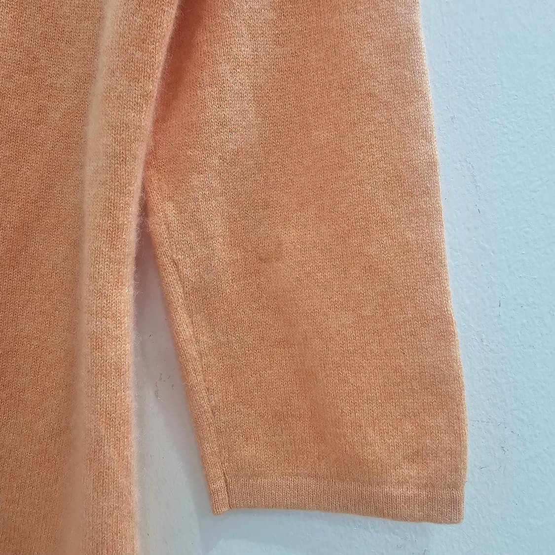 캐시미어 100% 피치 오렌지 8부 니트 상품이미지9
