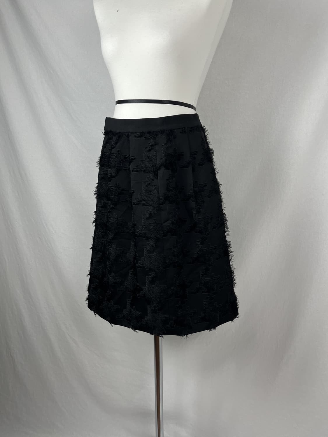 KUMIKYOKU 부클 미디 스커트  상품이미지1