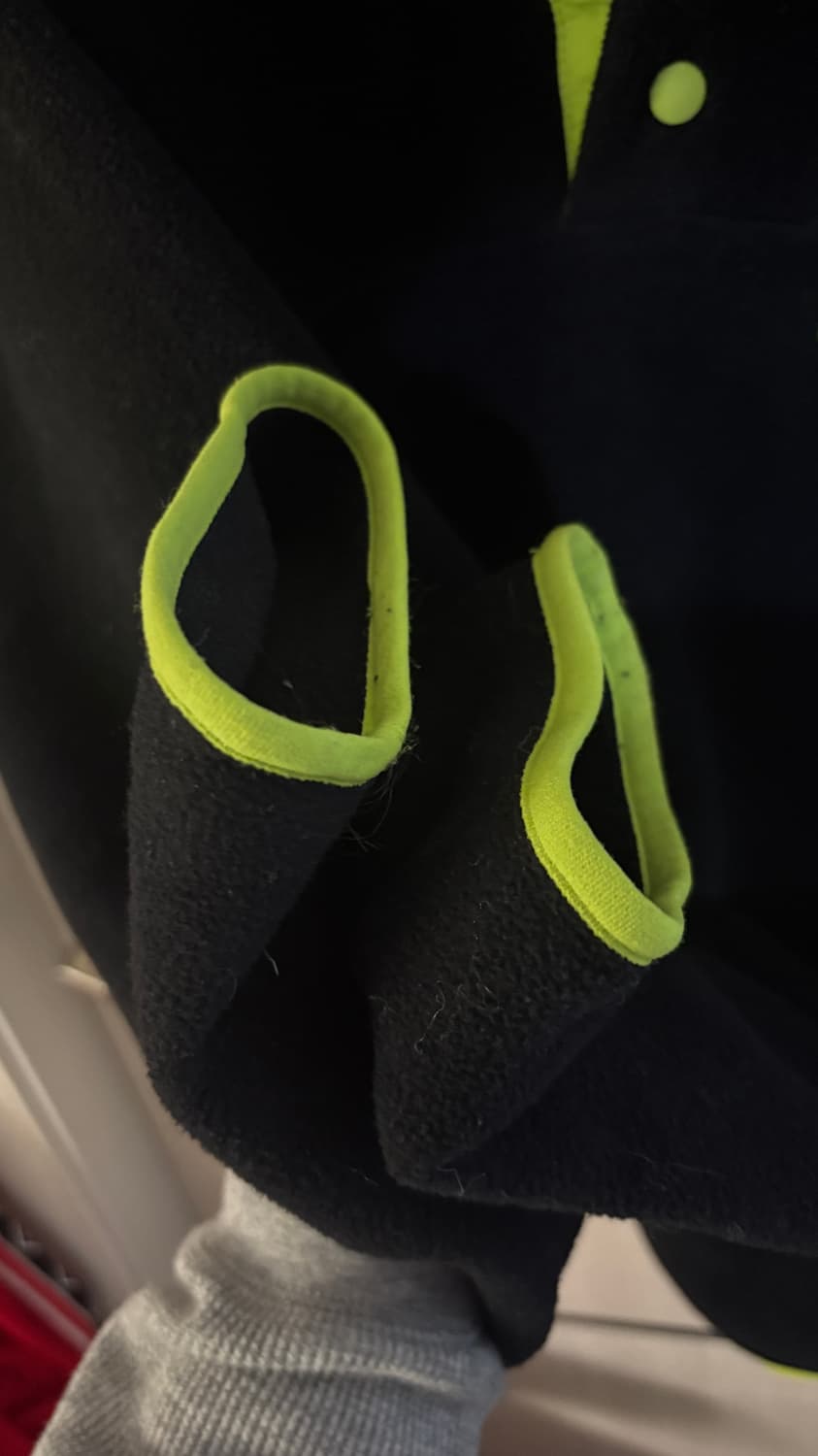 [M]파타고니아 신칠라 블랙 형광 네온그린 상품이미지5