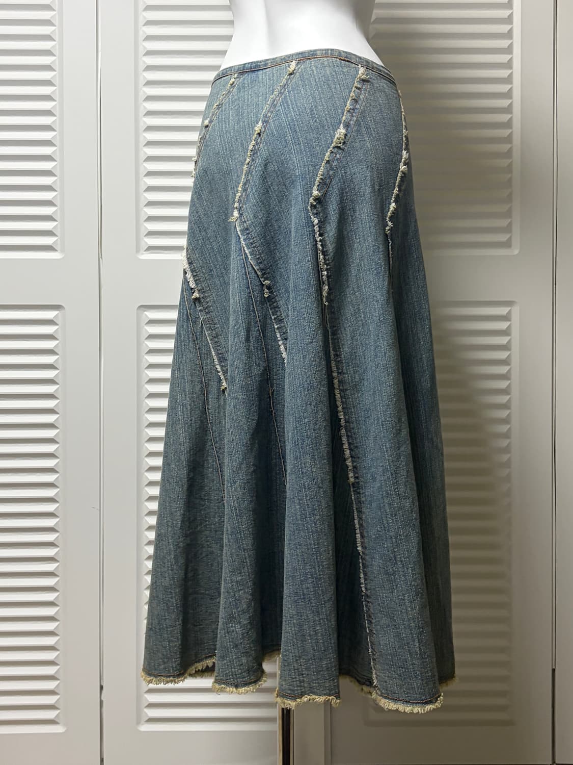 JPN Raw Edge Flare Maxi Denim Skirt 상품이미지4