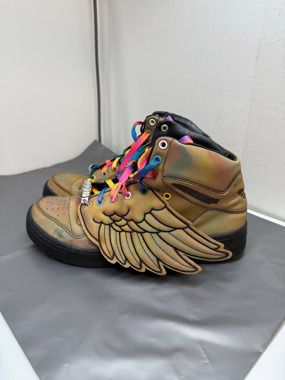 아디다스 제레미스캇 홀로그램 멀티컬러 상품이미지2