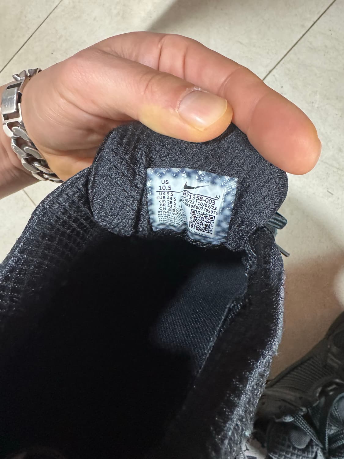 나이키 줌보메로5 블랙 285 상품이미지4