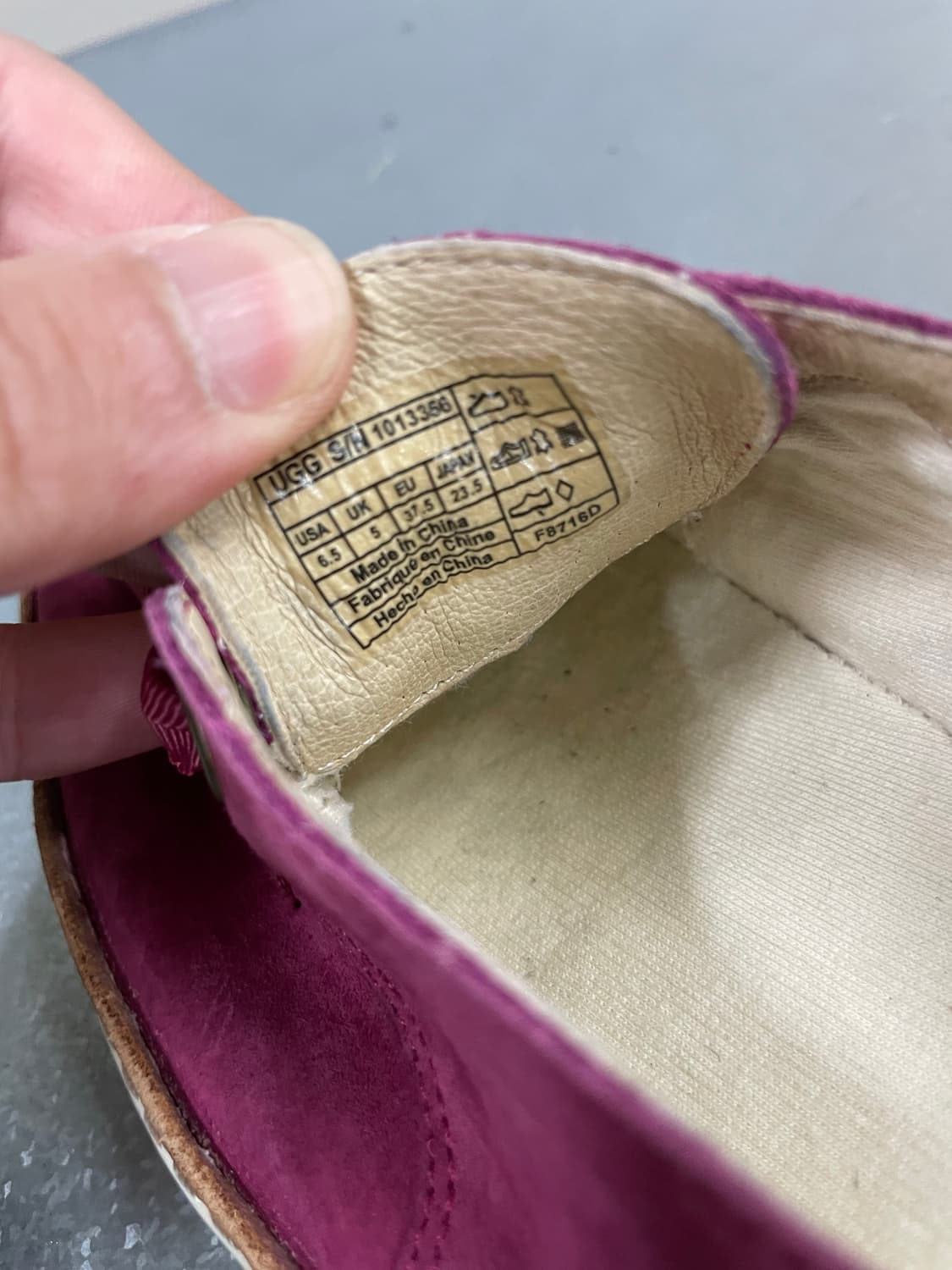 어그 카릴린 후쿠시아 스웨이드 스니커즈 235 상품이미지8