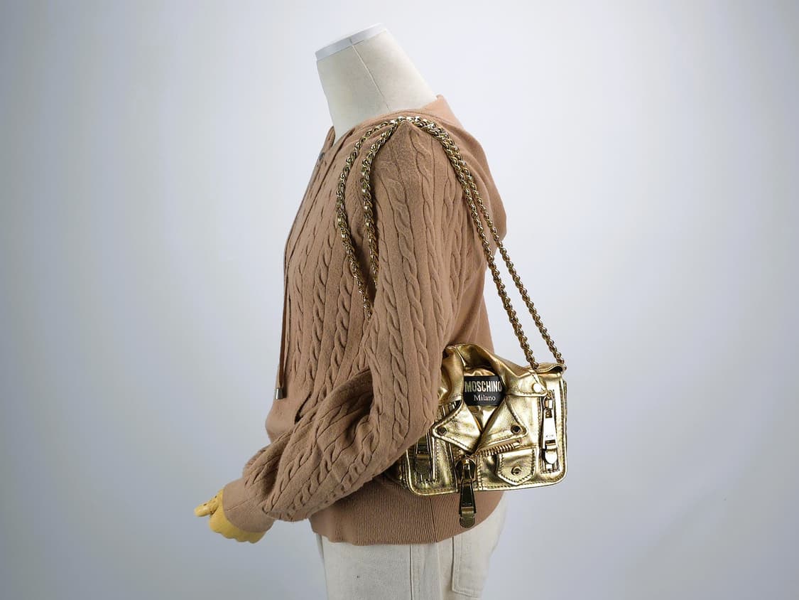 모스키노 바이커 레더 체인 숄더백 골드
 상품이미지2