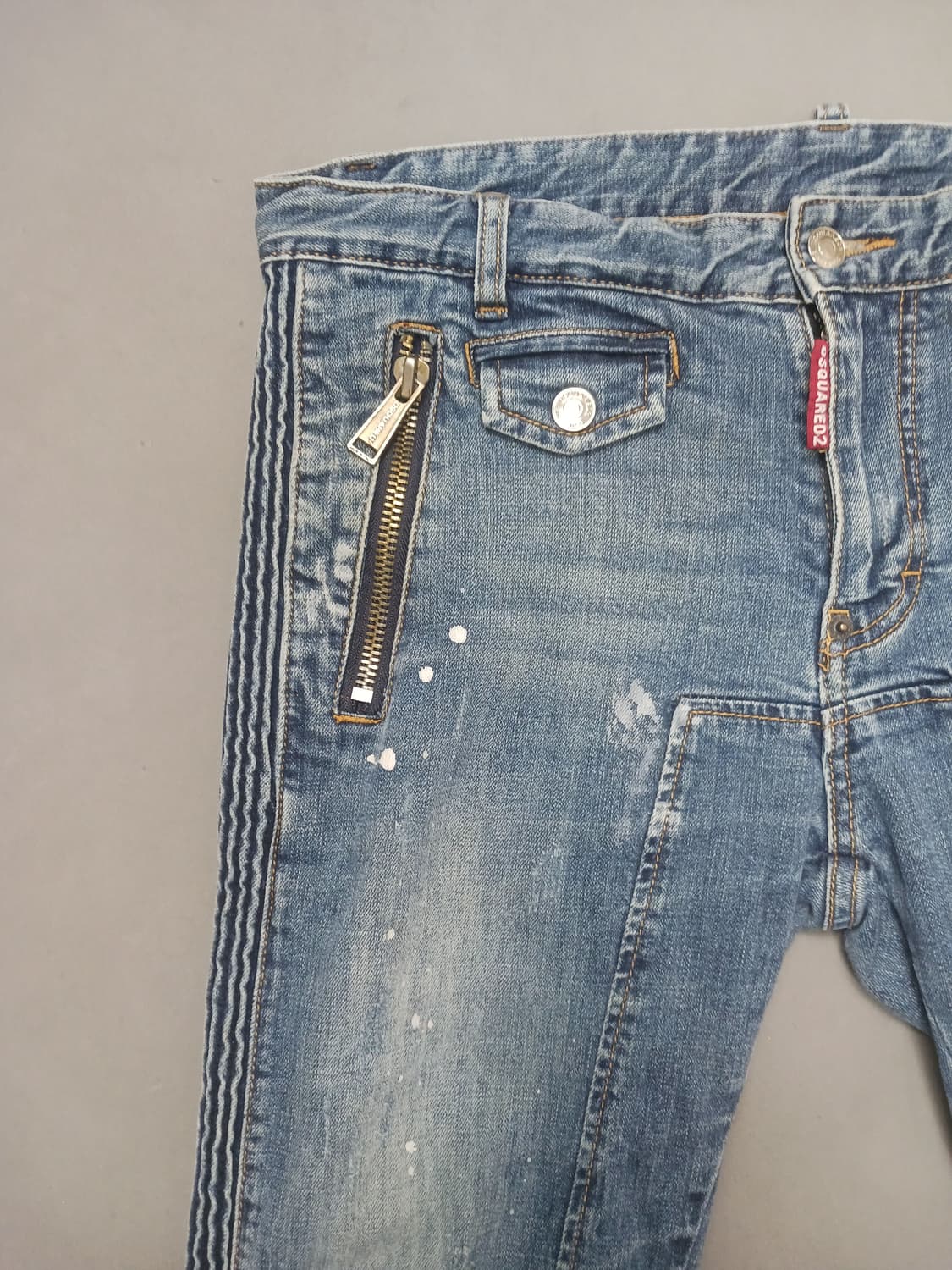 [32] 디스퀘어드2 화이트 스플래터 타이디바이커진 청바지 상품이미지2