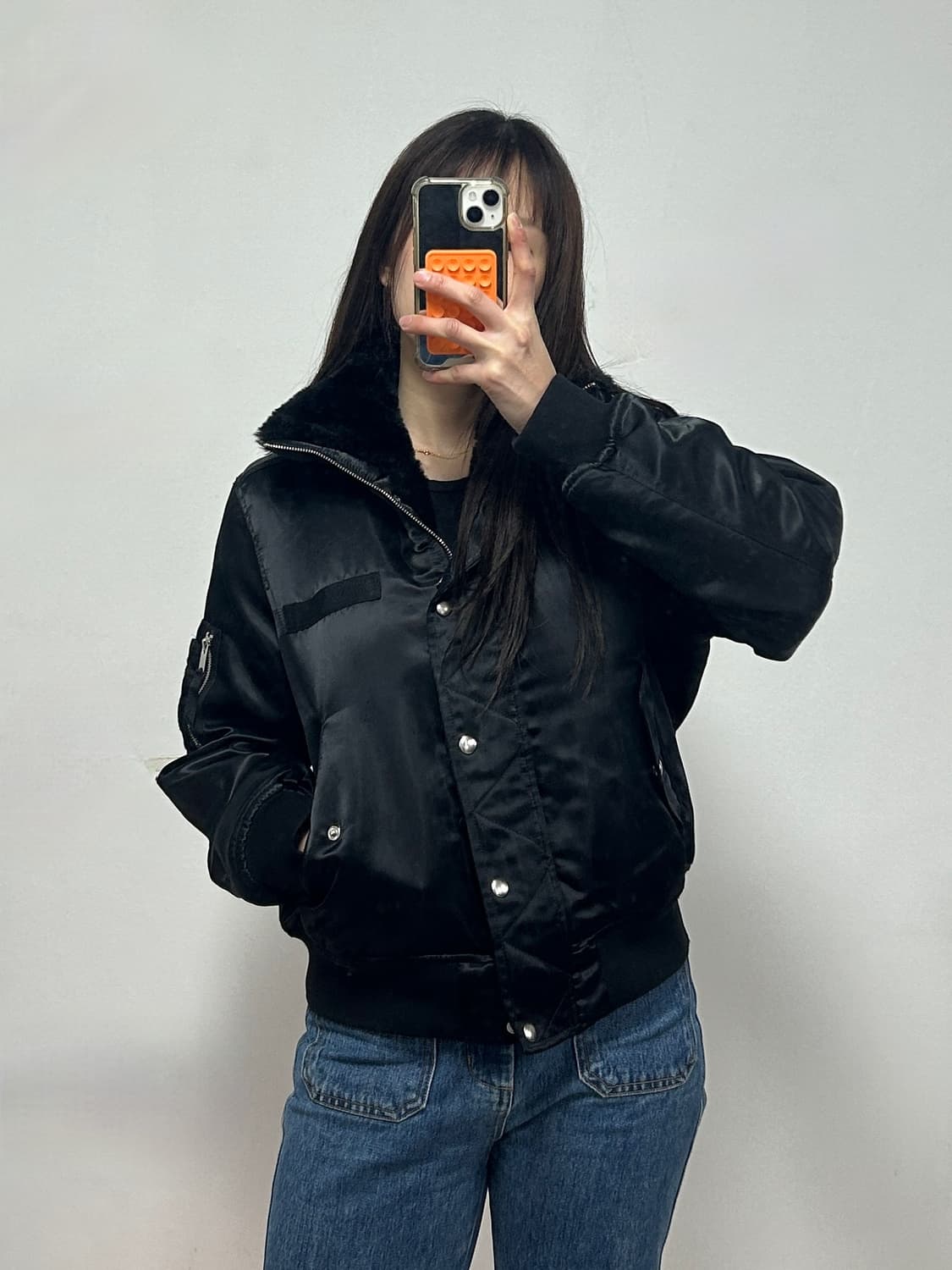 갭 퍼 칼라 배색 사틴 항공 점퍼 블랙 상품이미지1