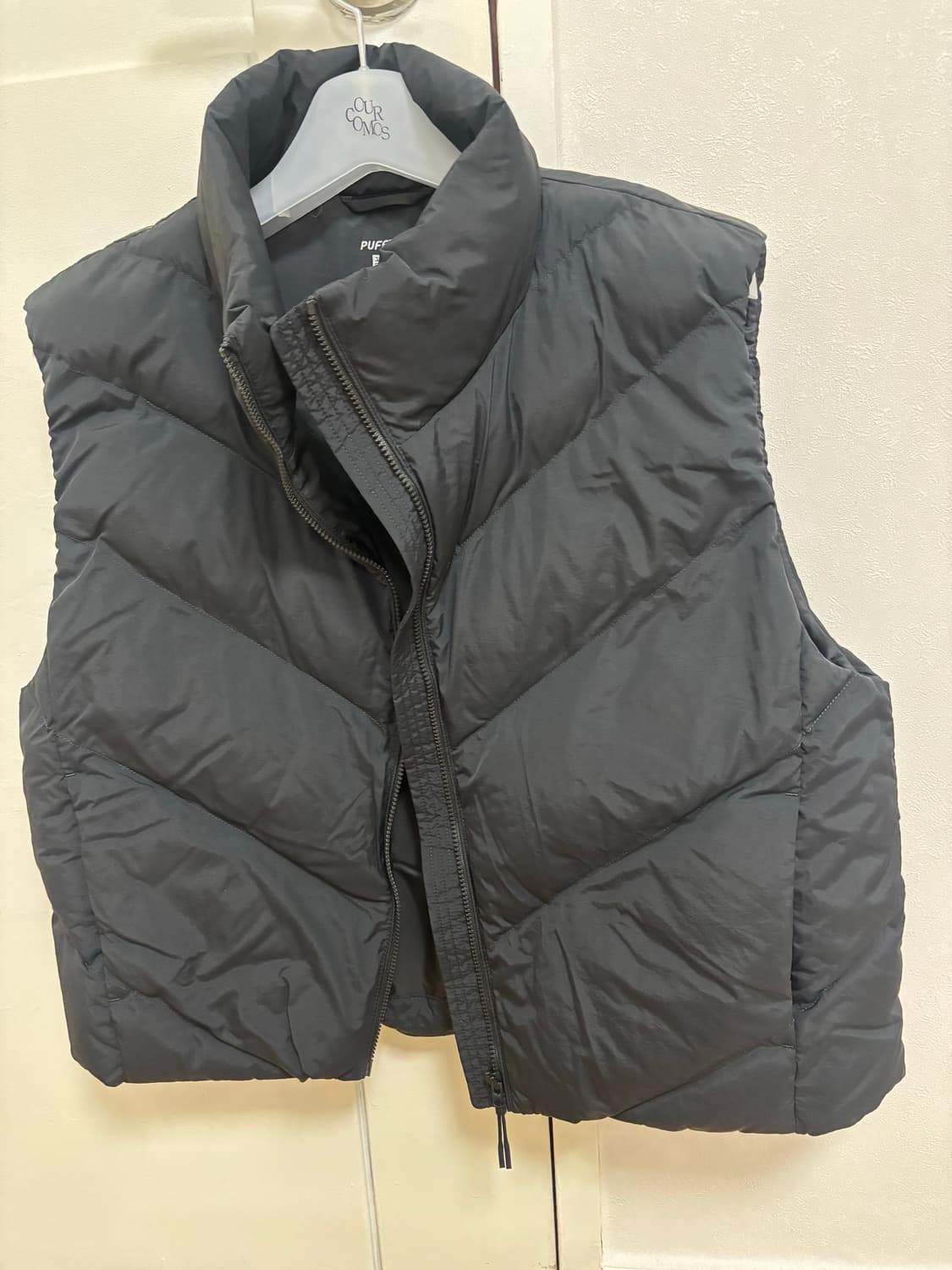 유니클로 퍼프테크 크롭 베스트 블랙 m 상품이미지2