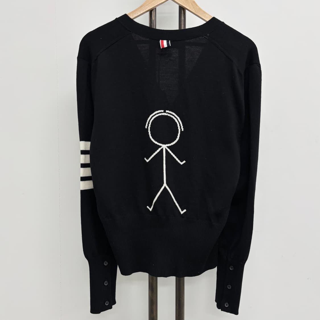 [3]톰브라운 사선완장 인타르시아 아이콘 가디건 상품이미지1