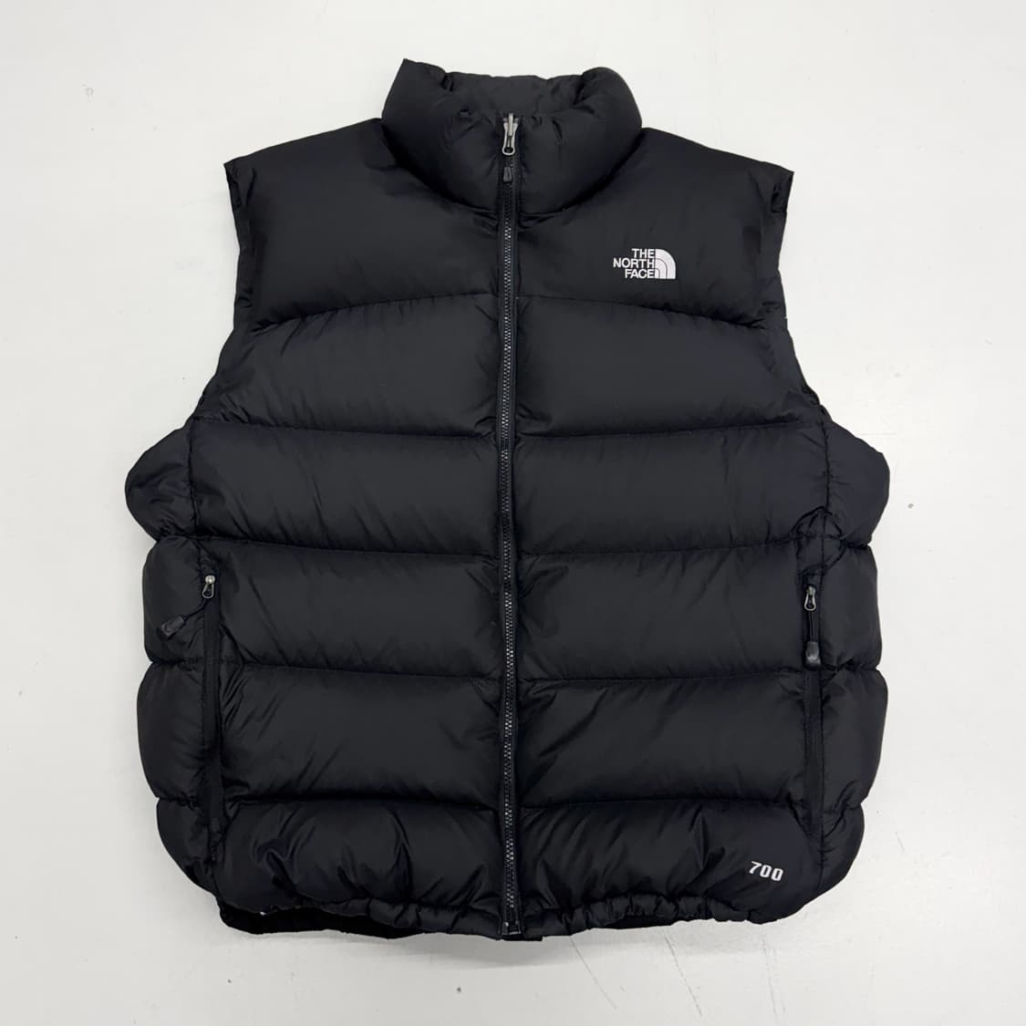 노스페이스 700 눕시 푸퍼 조끼패딩 블랙 상품이미지2